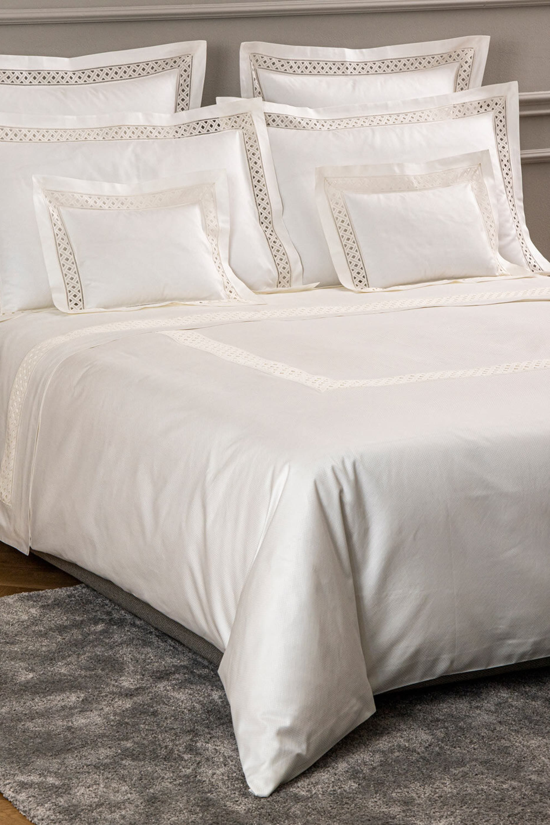 Lozenge Lace Pillow Sham