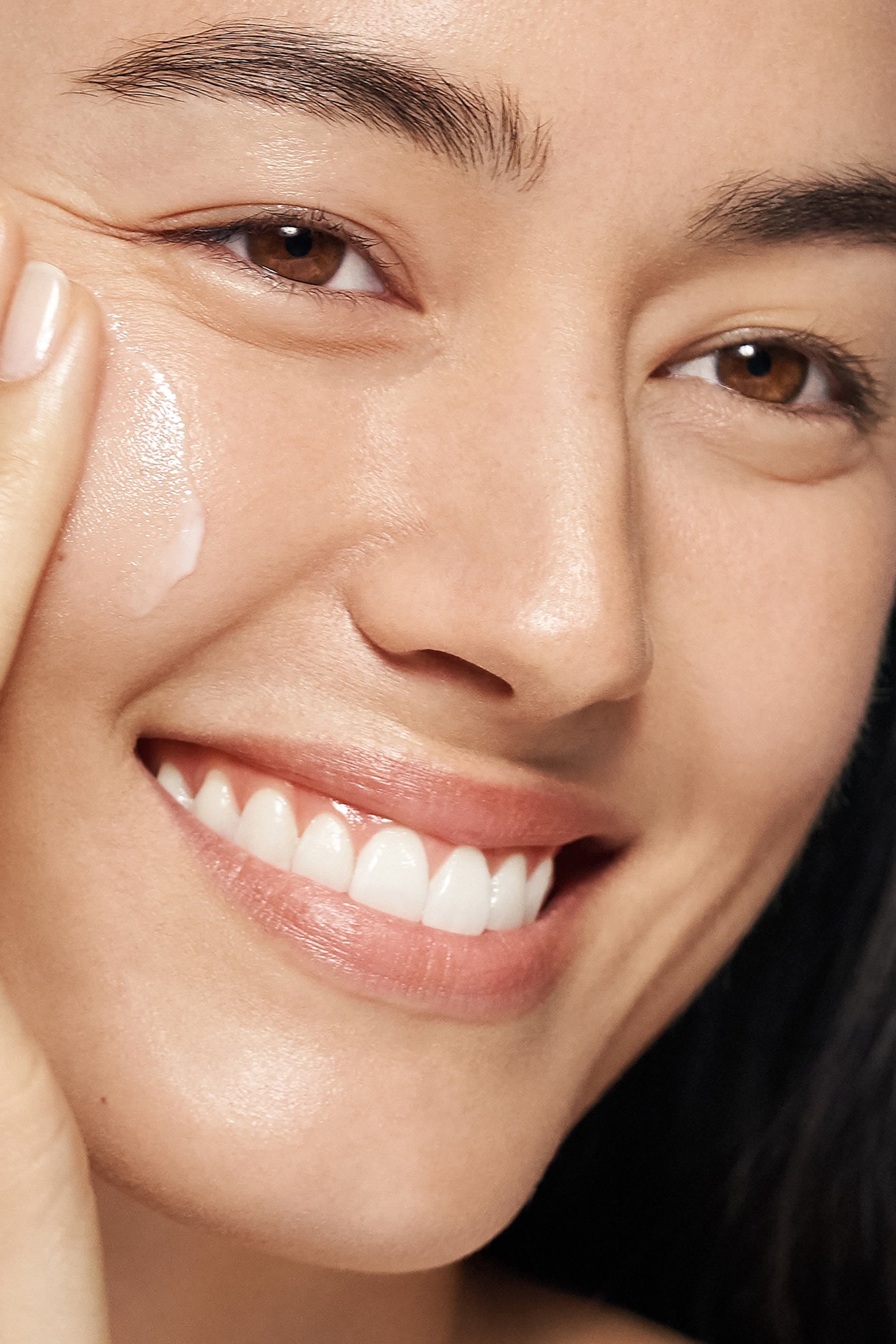Moisture Surge&trade; Intense 72H Lipid-Replenishing Hydrator