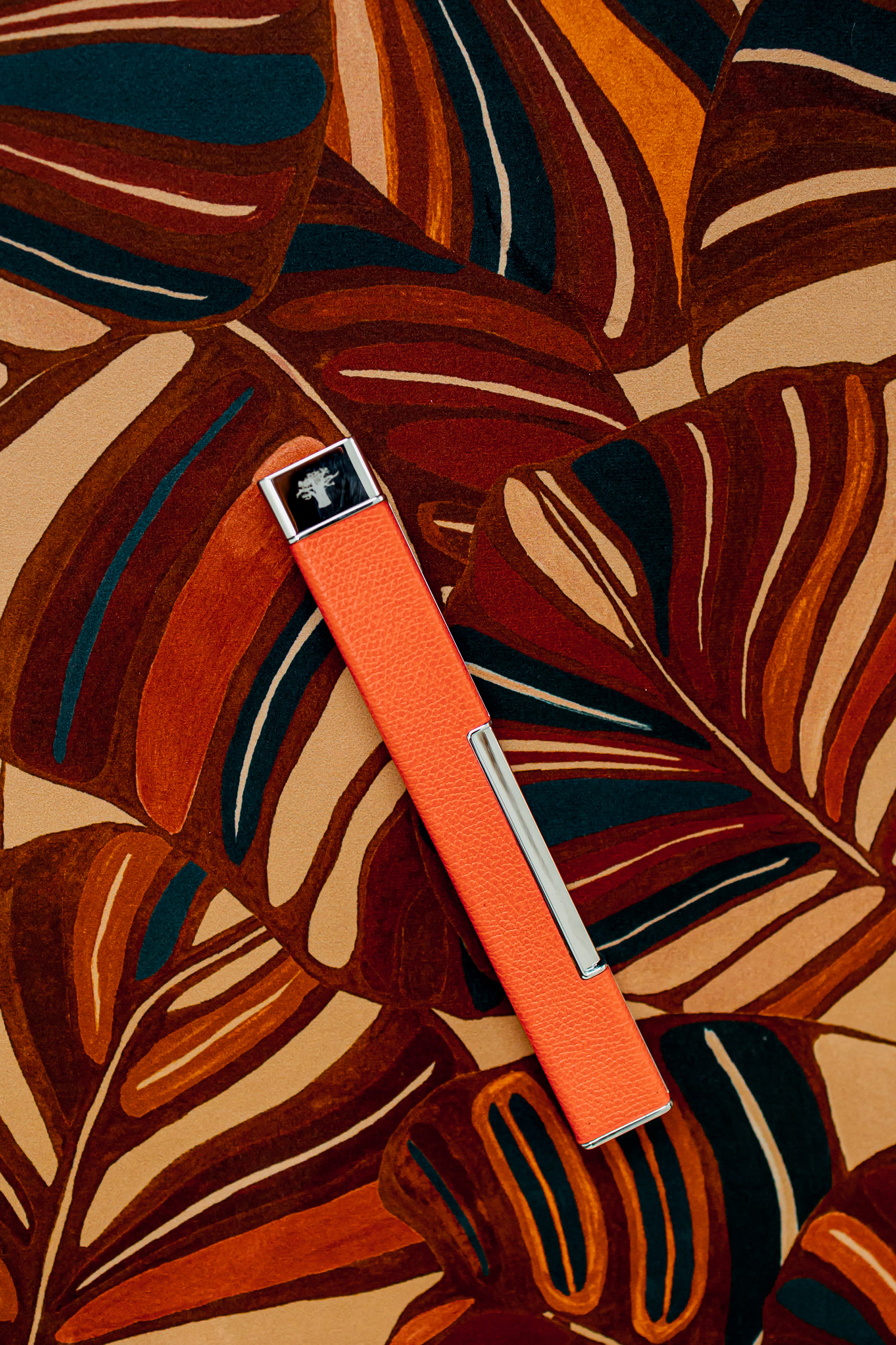 Lighter Grain&eacute; Orange