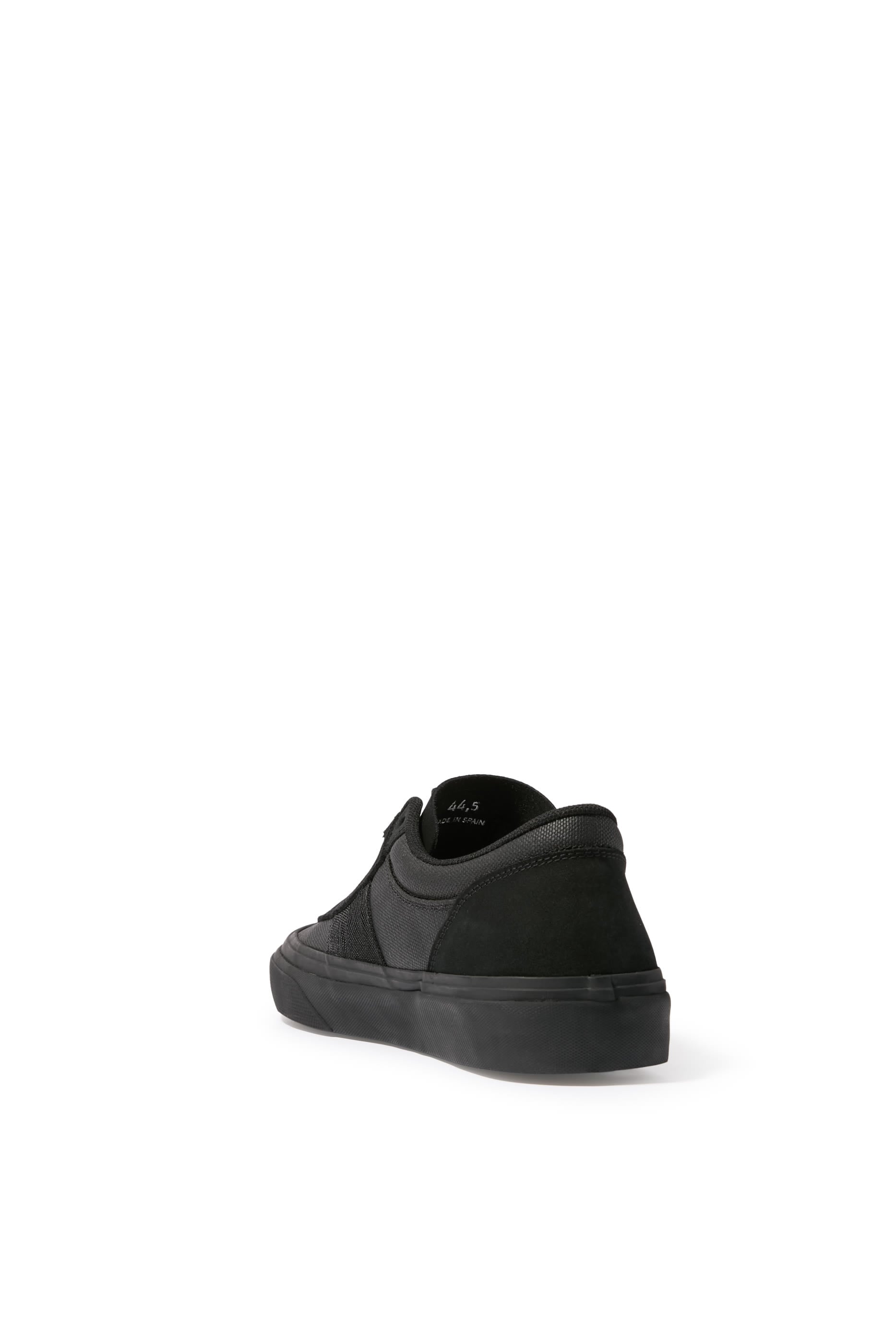  Low-Top Trainers with Compass Logo Patch