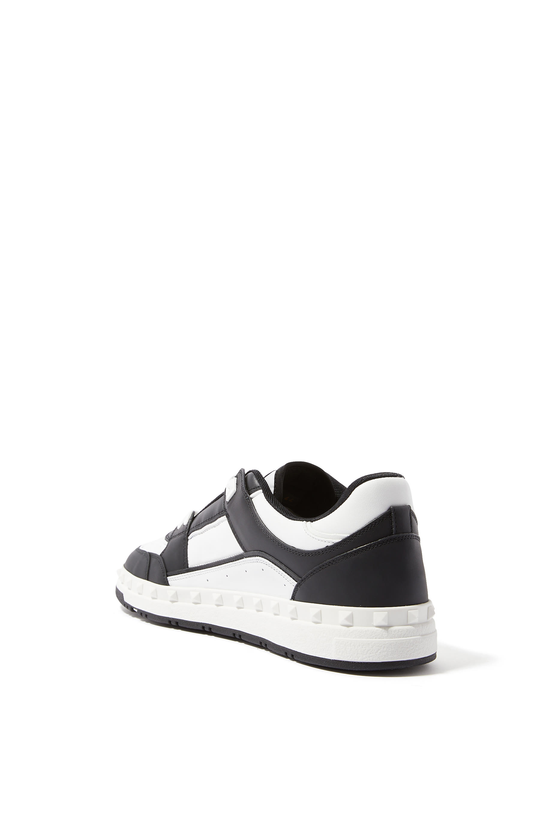Freedots Low-Top Sneakers