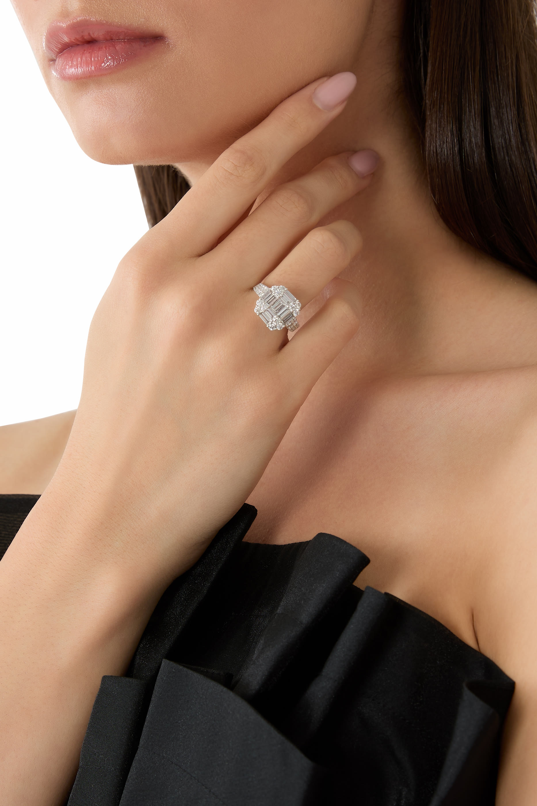 Beverly Hills Iz&eacute;e Ring, 18K White Gold & Diamonds