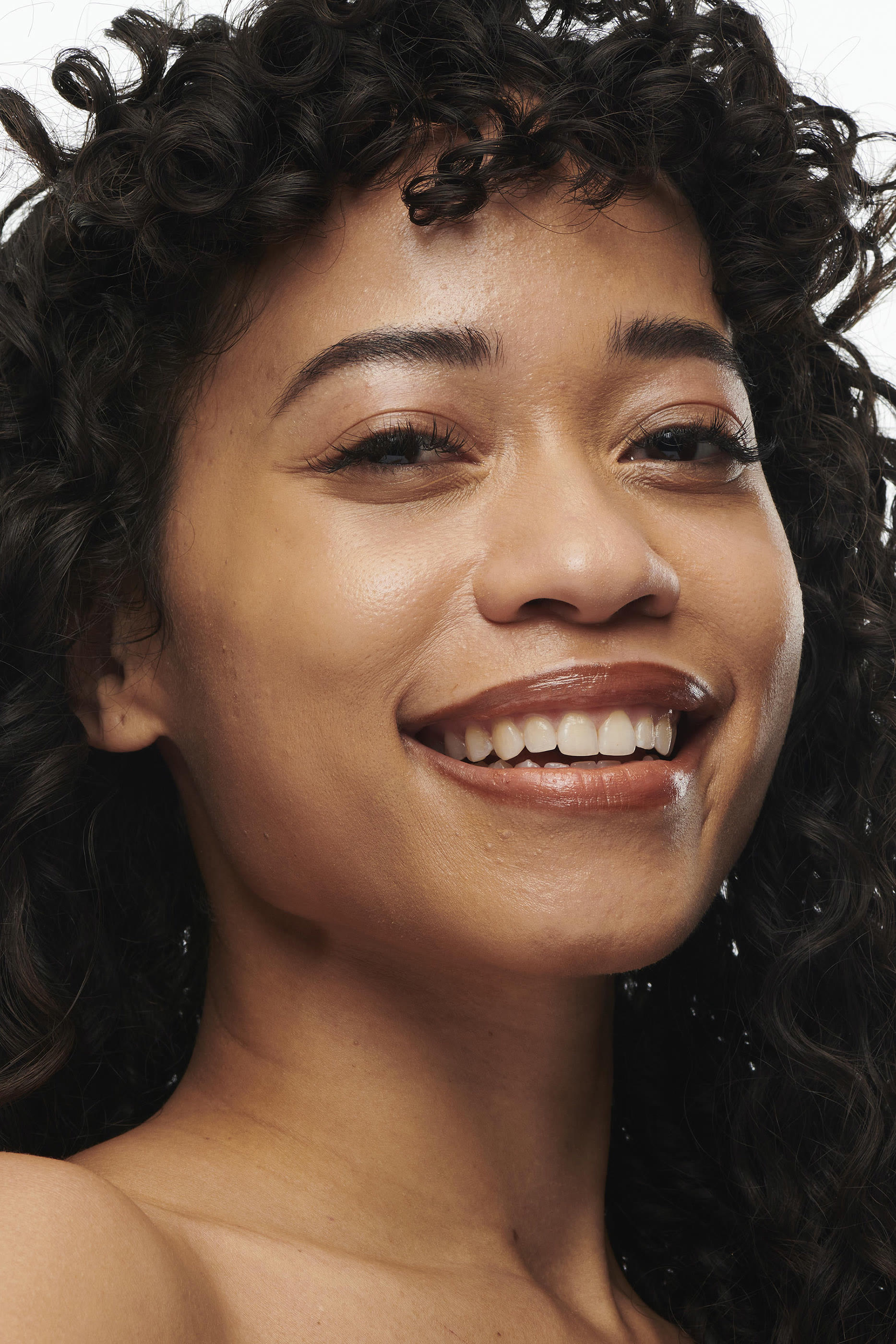 Studio Radiance Serum-Powered Foundation, 30ml