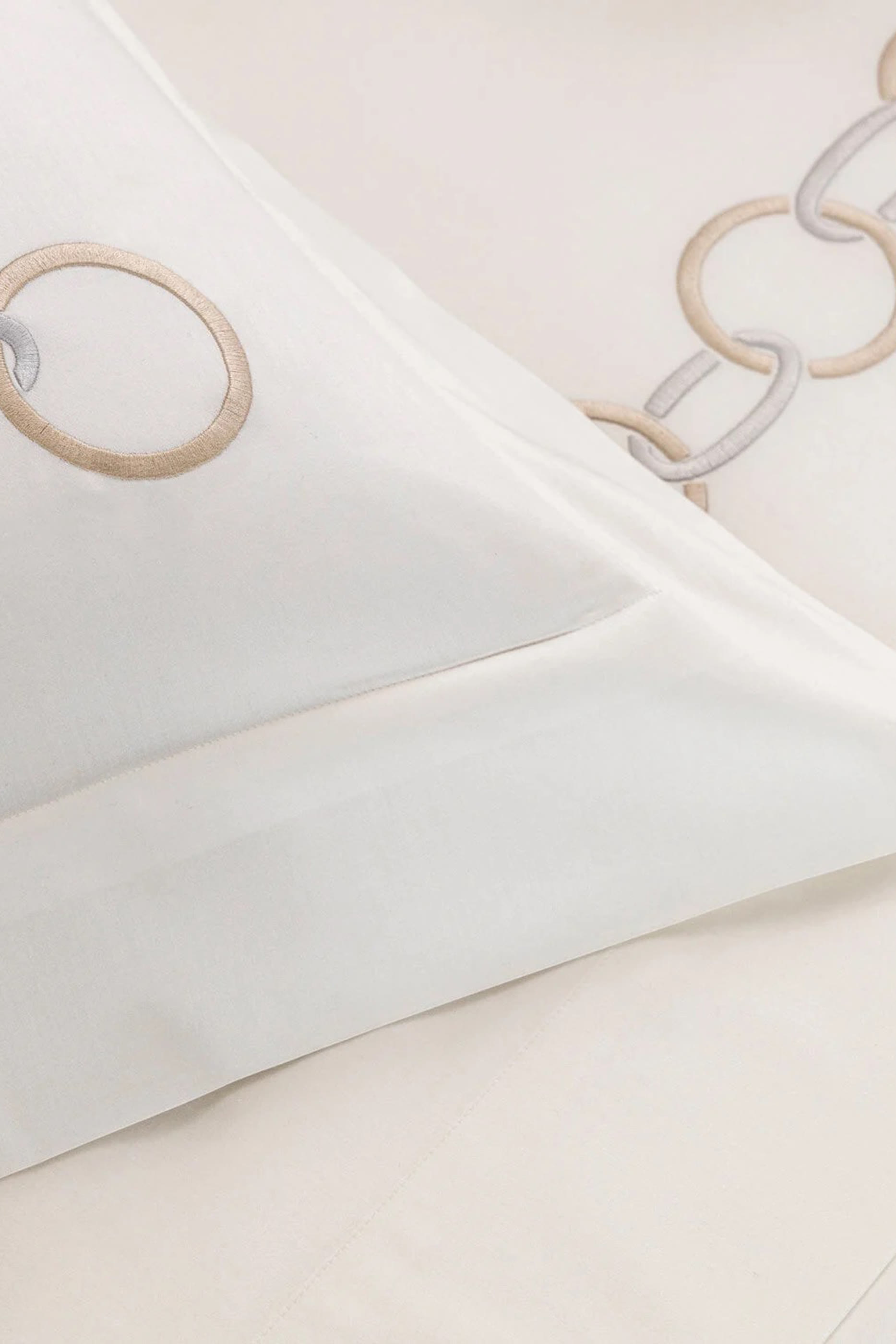 Links Embroidered Duvet Cover