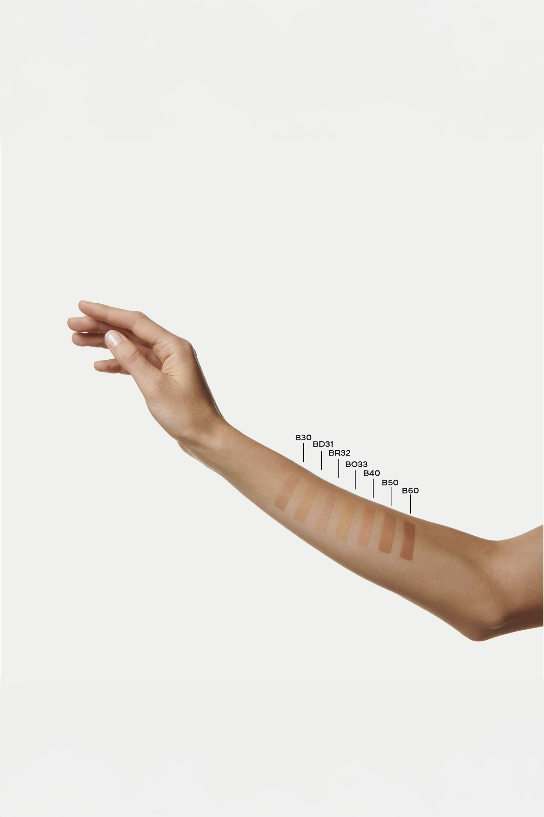 Les Beiges Water-Fresh Complexion Touch Even &ndash; Illuminate &ndash; Hydrate Br22