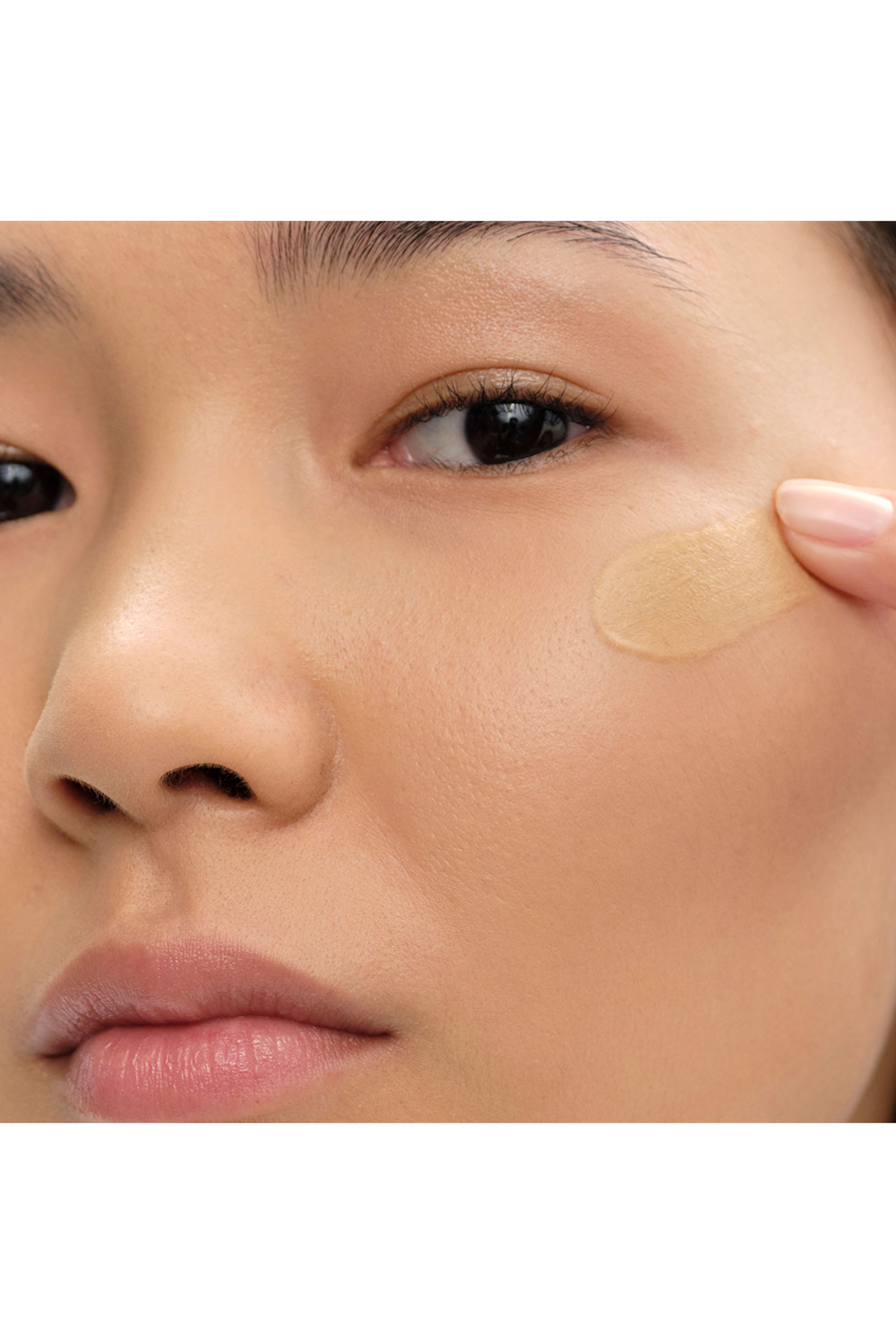 Reveal Skin Optimising Foundation