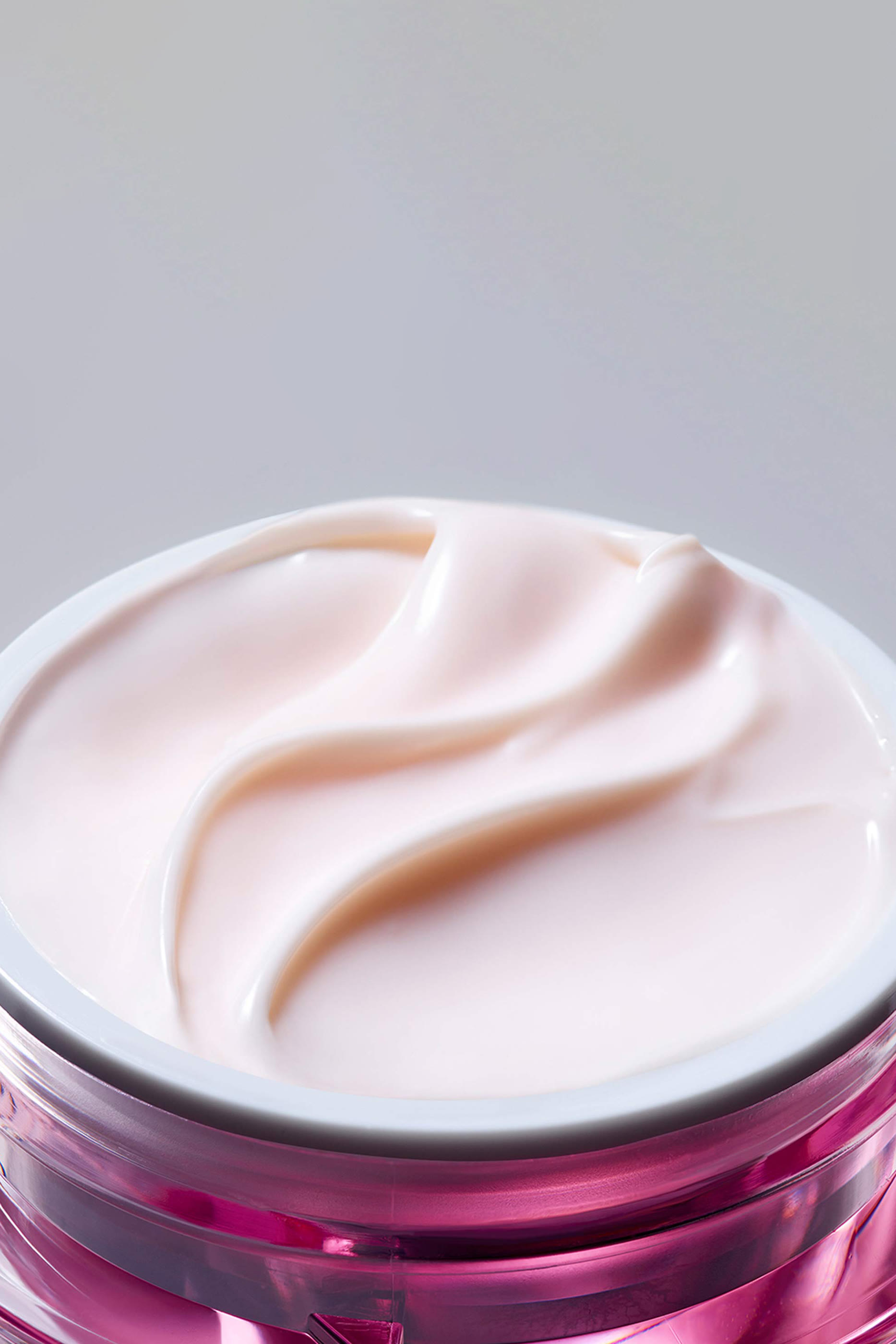 Resilience Multi-Effect Night Tri-Peptide Face & Neck Creme