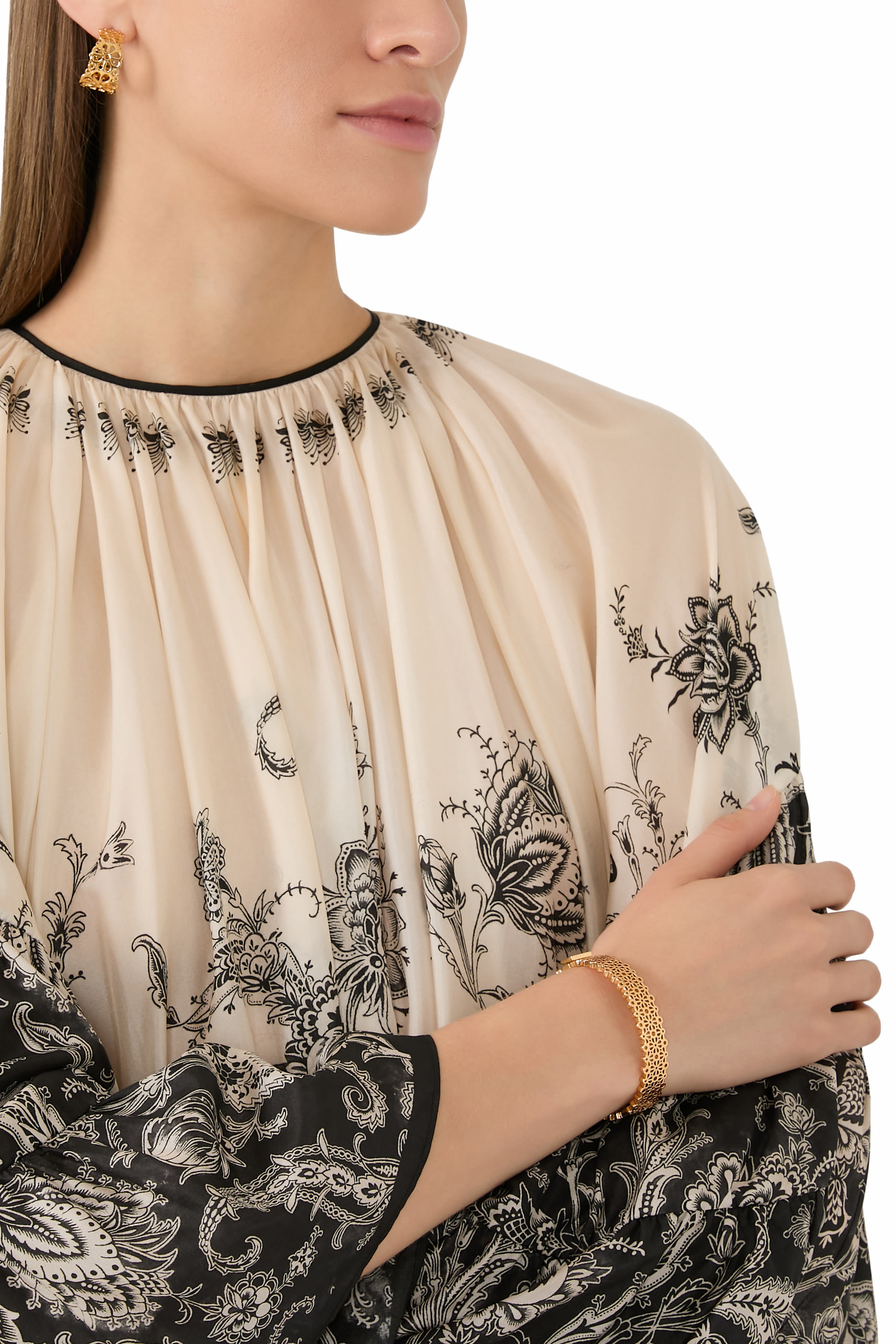 Spade Flower Lace Thin Bangle