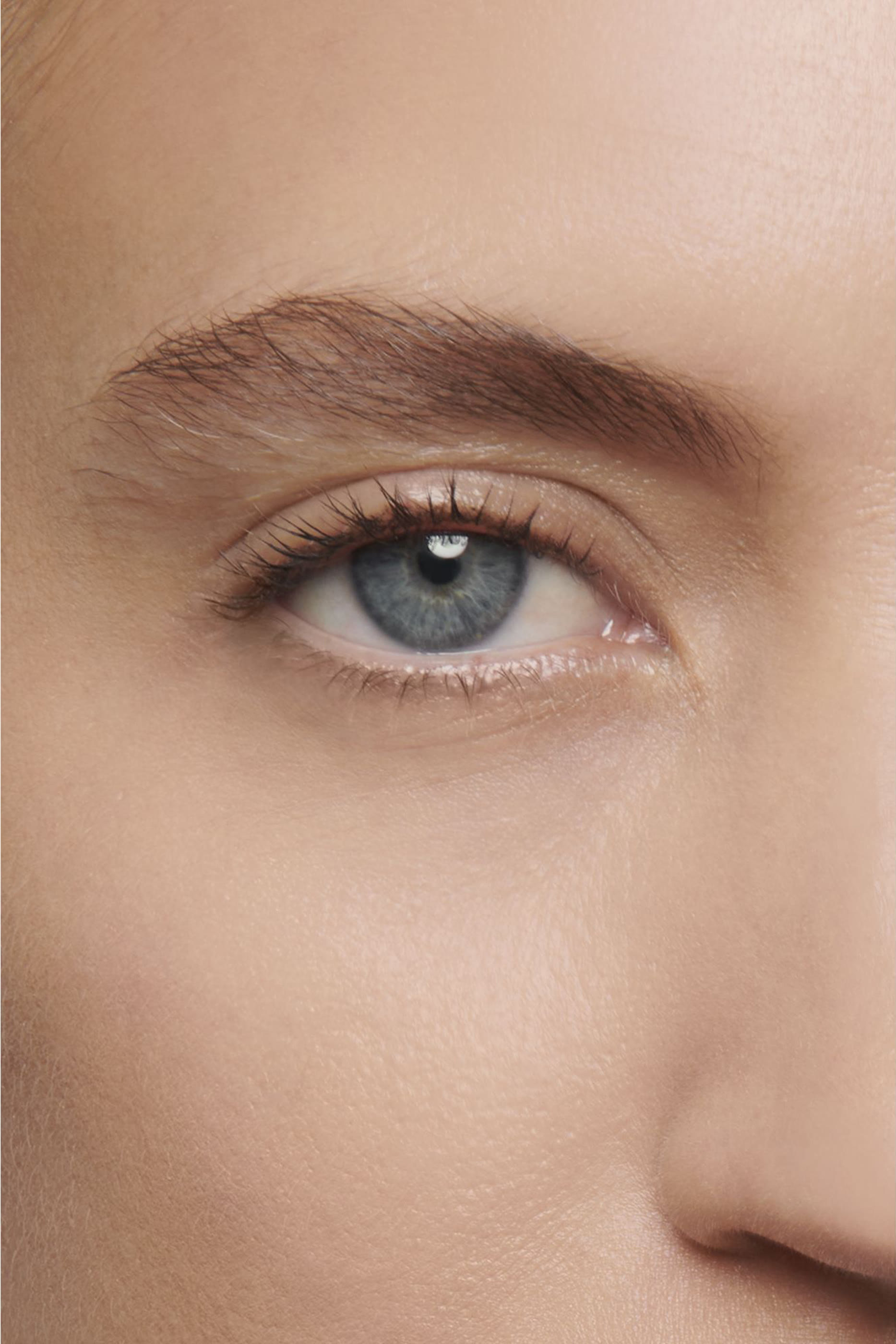 Les Beiges Serum Concealer Natural Healthy Glow