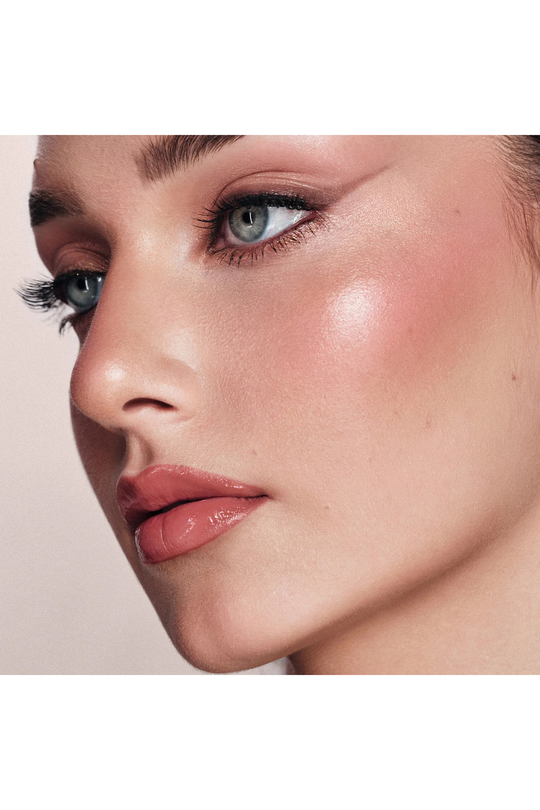 Allure Velvet Glow &ndash; Lip to Cheek Cream Blush 