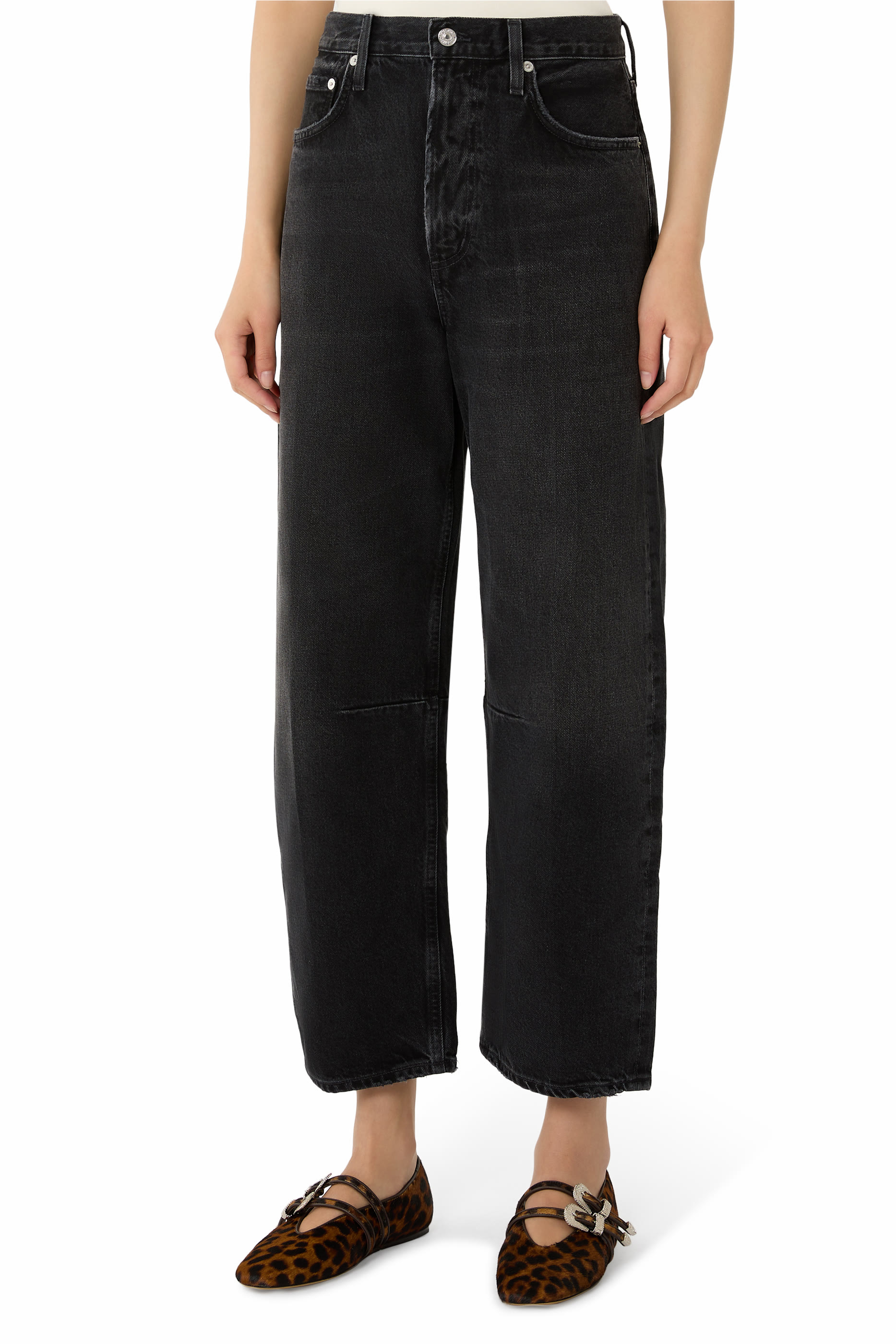 Miro Relaxed Soft Barrel Jeans
