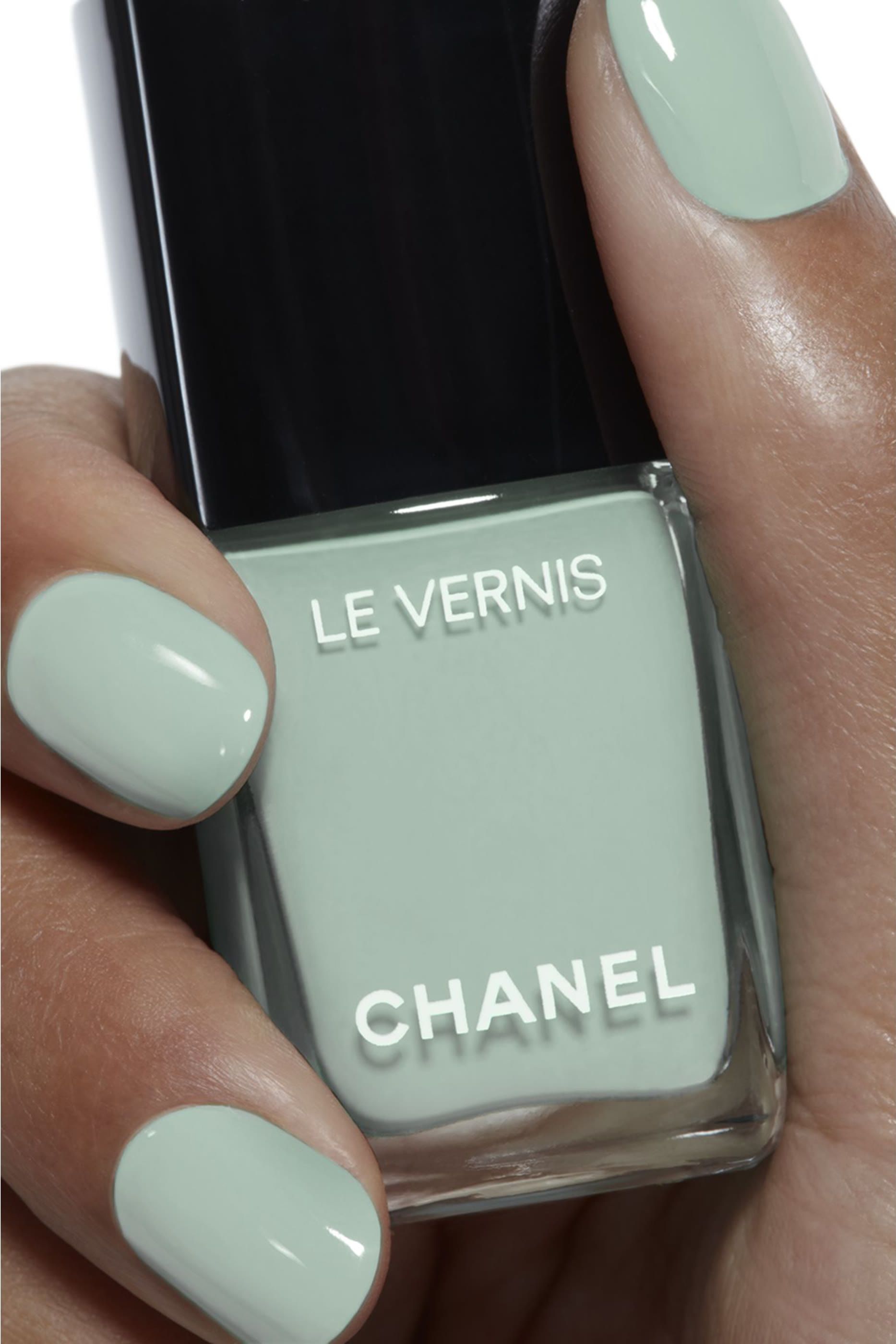 Le Vernis Nail Colour