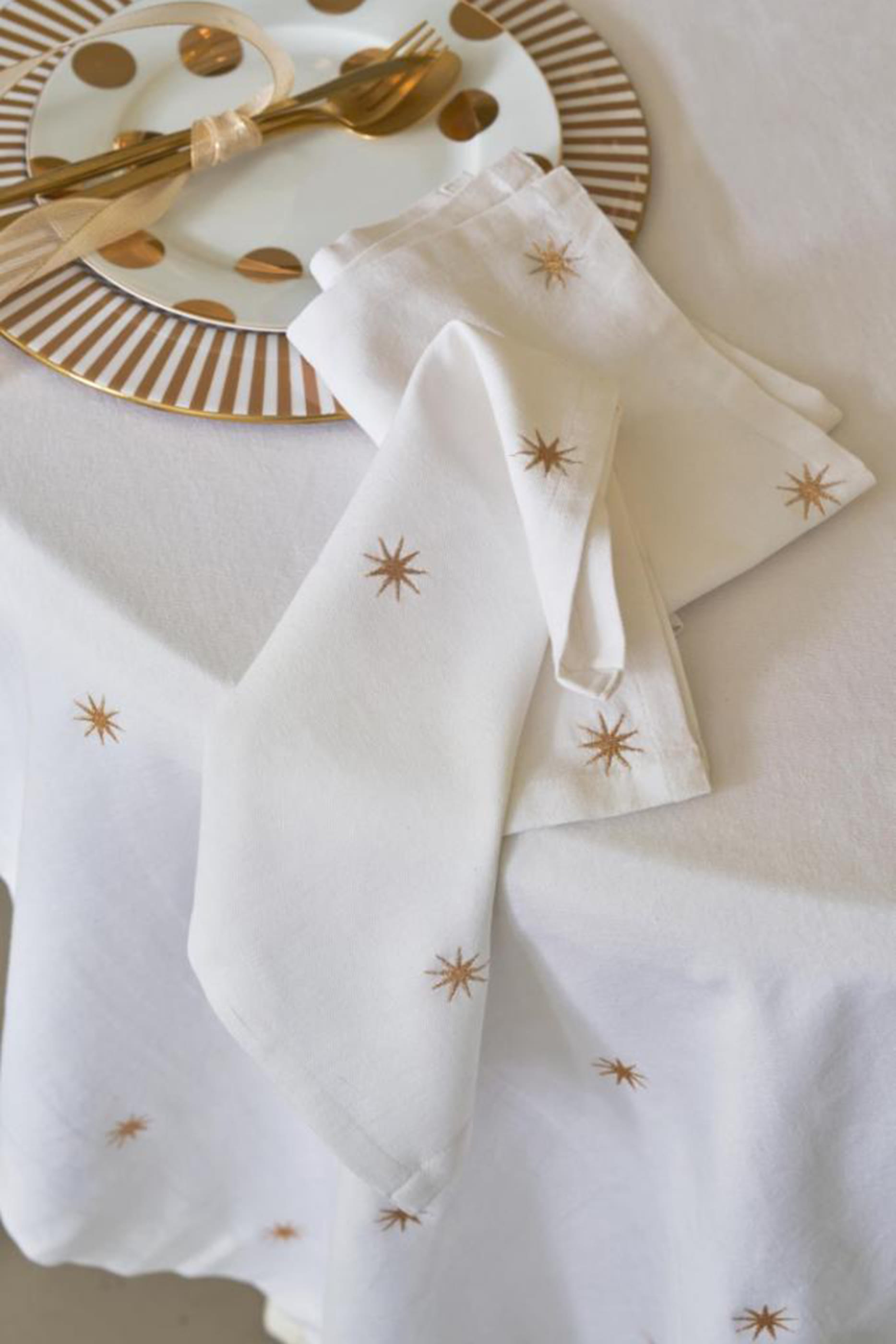 Stars Gold Embroidery Napkins