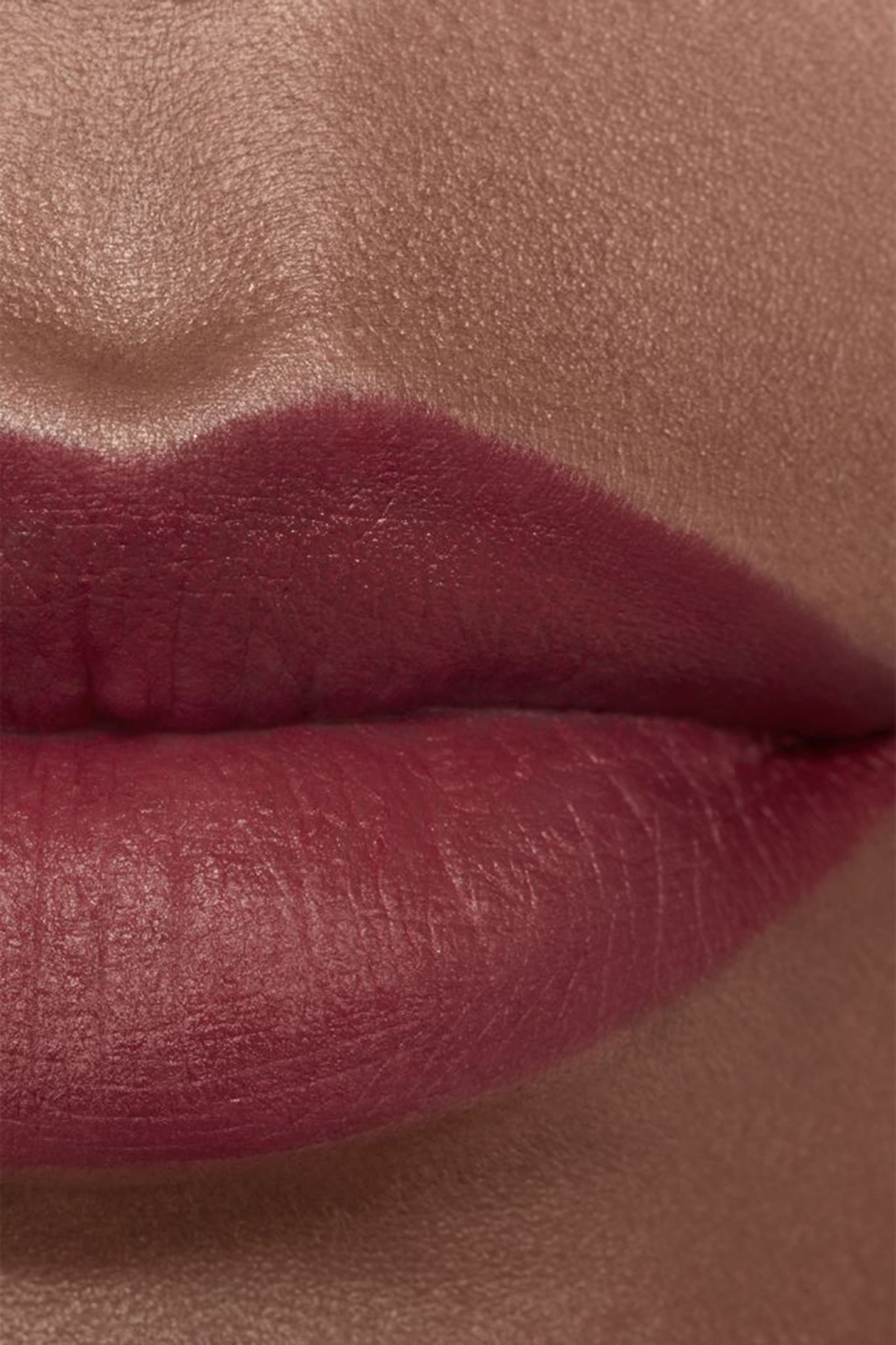 Rouge Allure Velvet Luminous Matte Lip Colour
