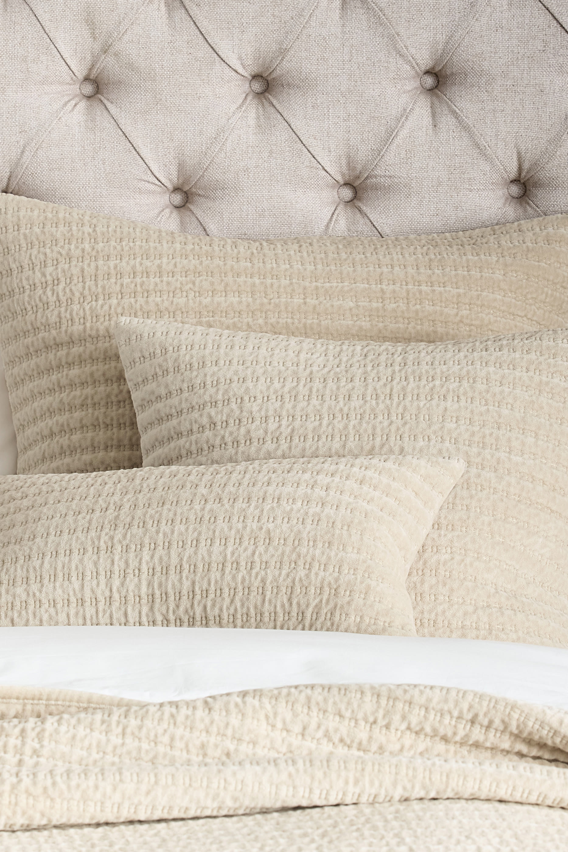 Farlow Oatmeal Cushion