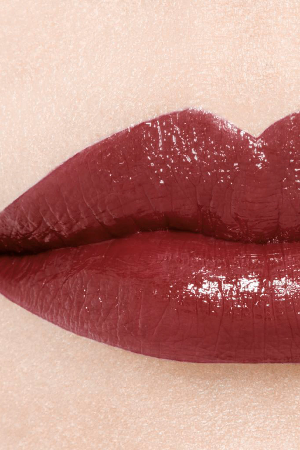 ROUGE COCO BLOOM Hydrating And Plumping Lipstick. Intense, Long-Lasting Colour And Shine