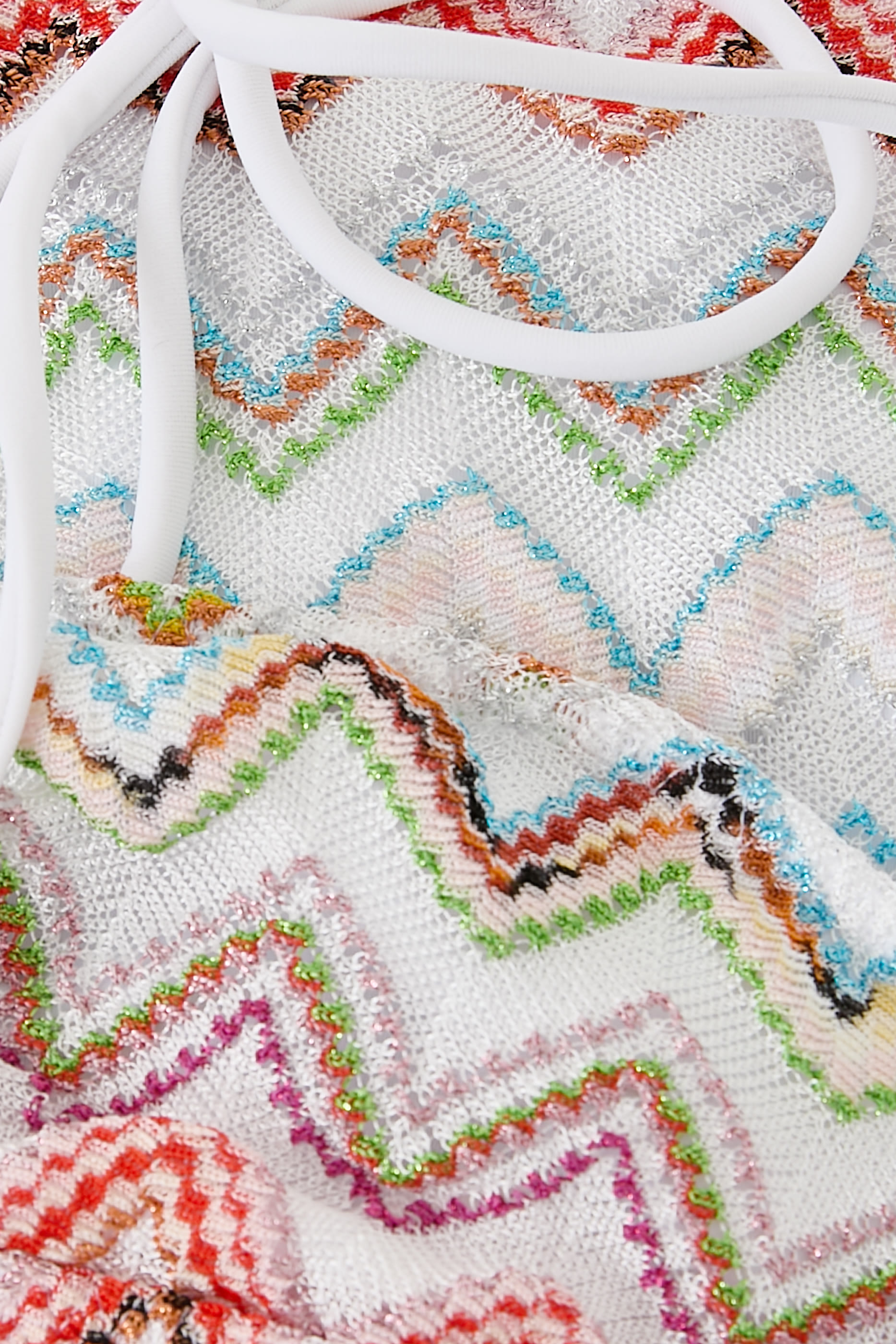 Bikini with High-Waisted Bottoms and Zig Zag Lamé 3D 