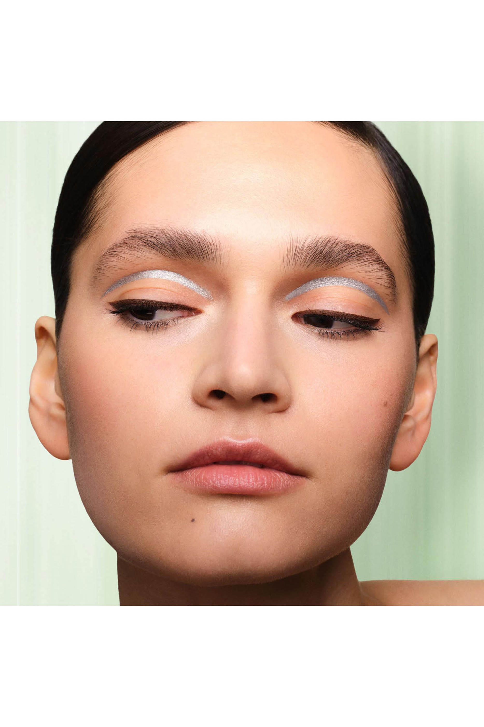 Pradalines Durable Gliding Eyeliner Pencil