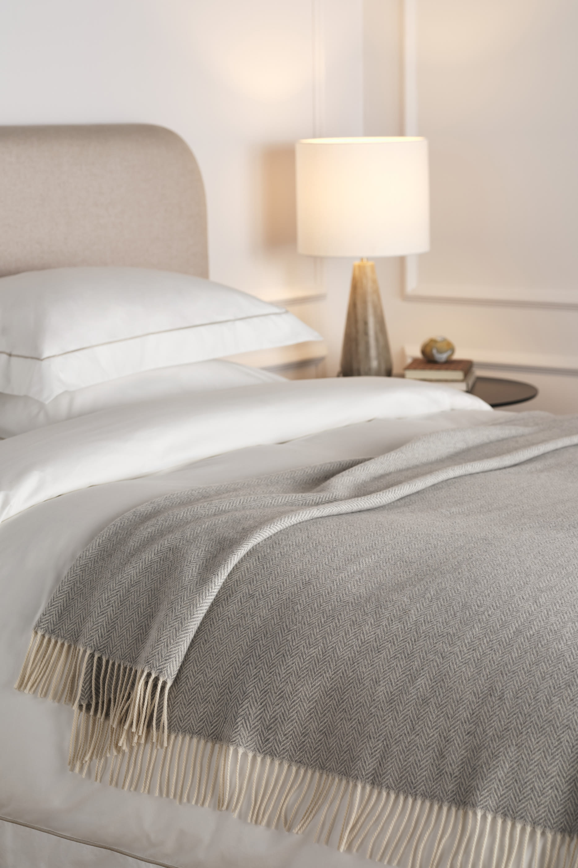 Luxury Wool Cashmere Herringbone Throw