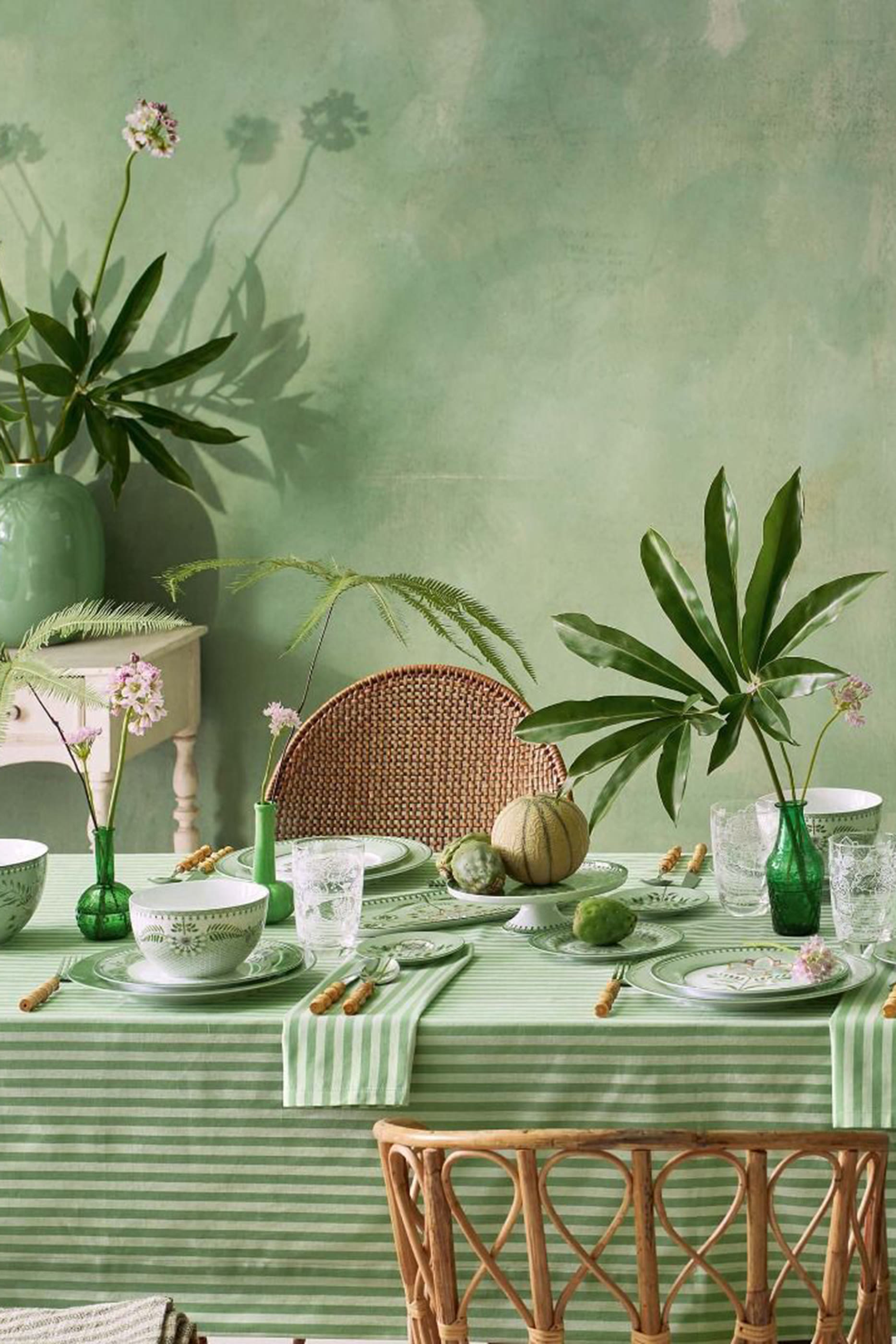 Lily & Lotus Tiles Sugar Bowl