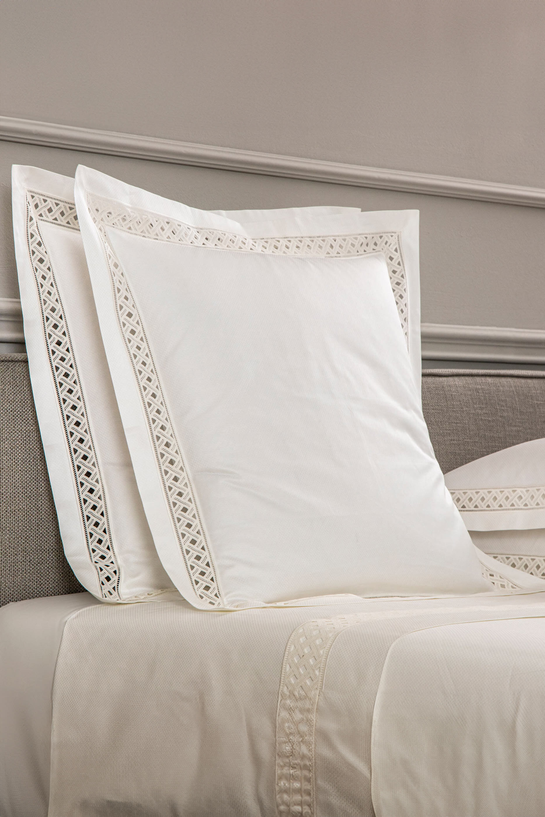 Lozenge Lace Pillow Sham