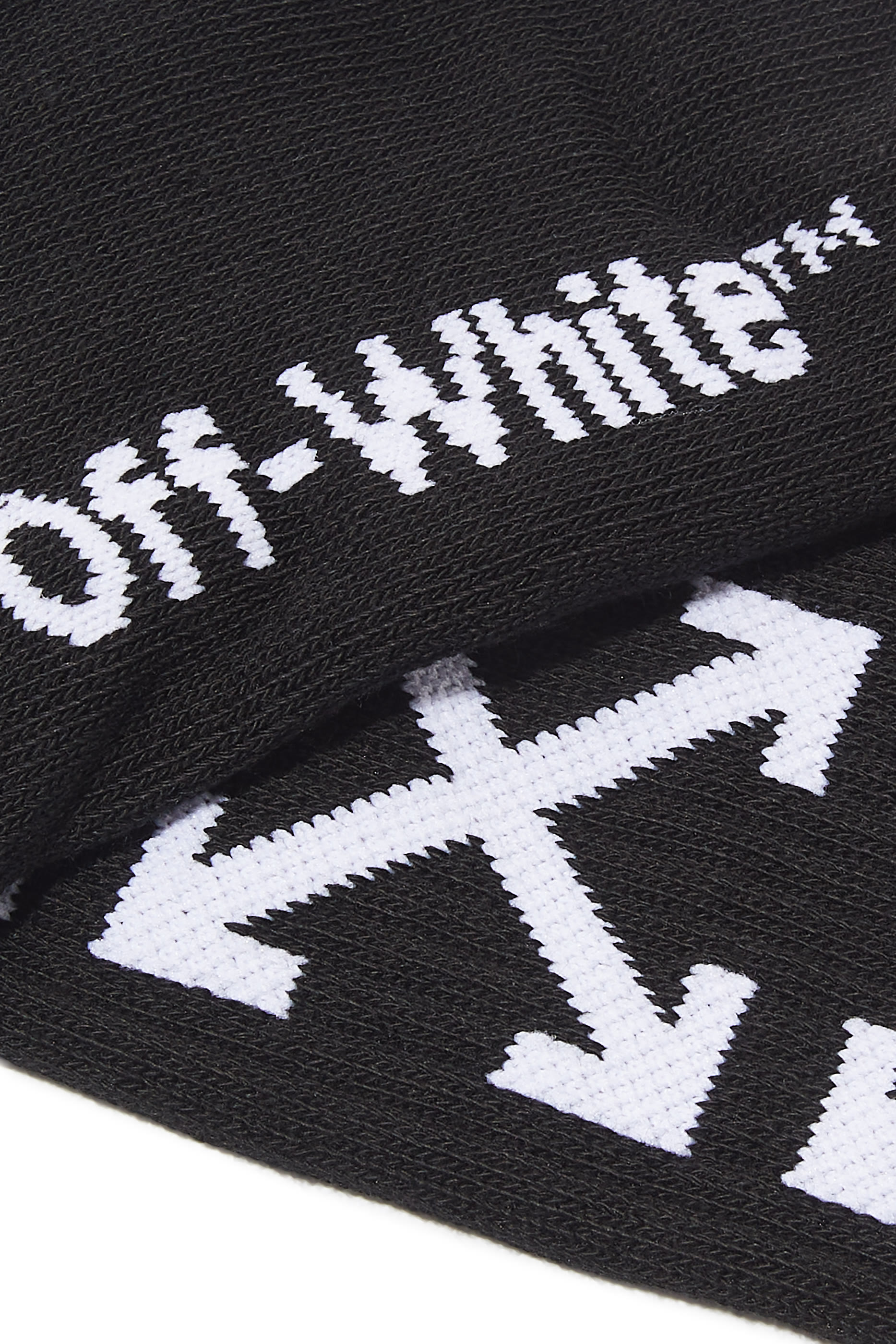 Arrow Mid Length Socks