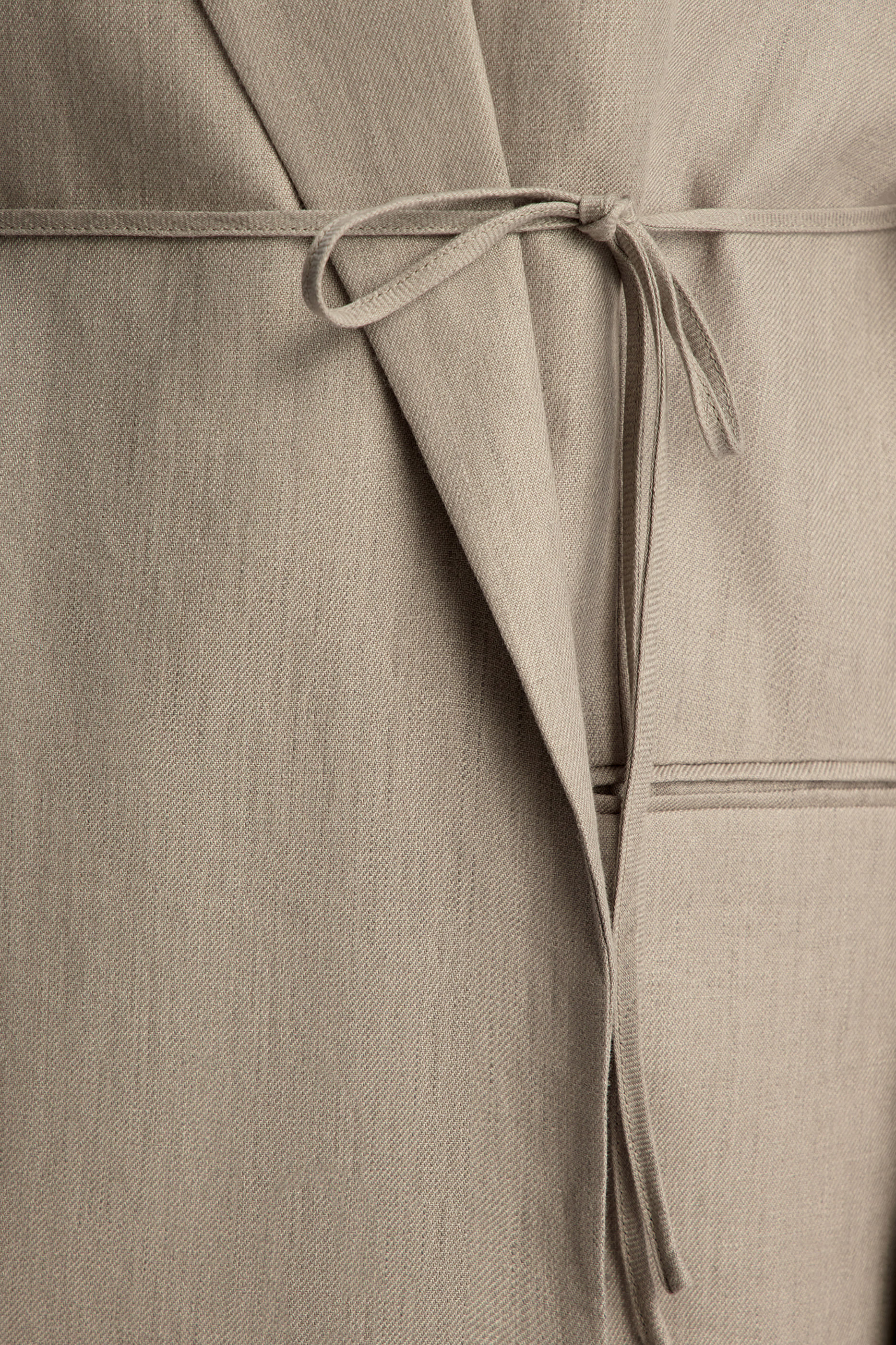 Relaxed-Fit Belted Blazer