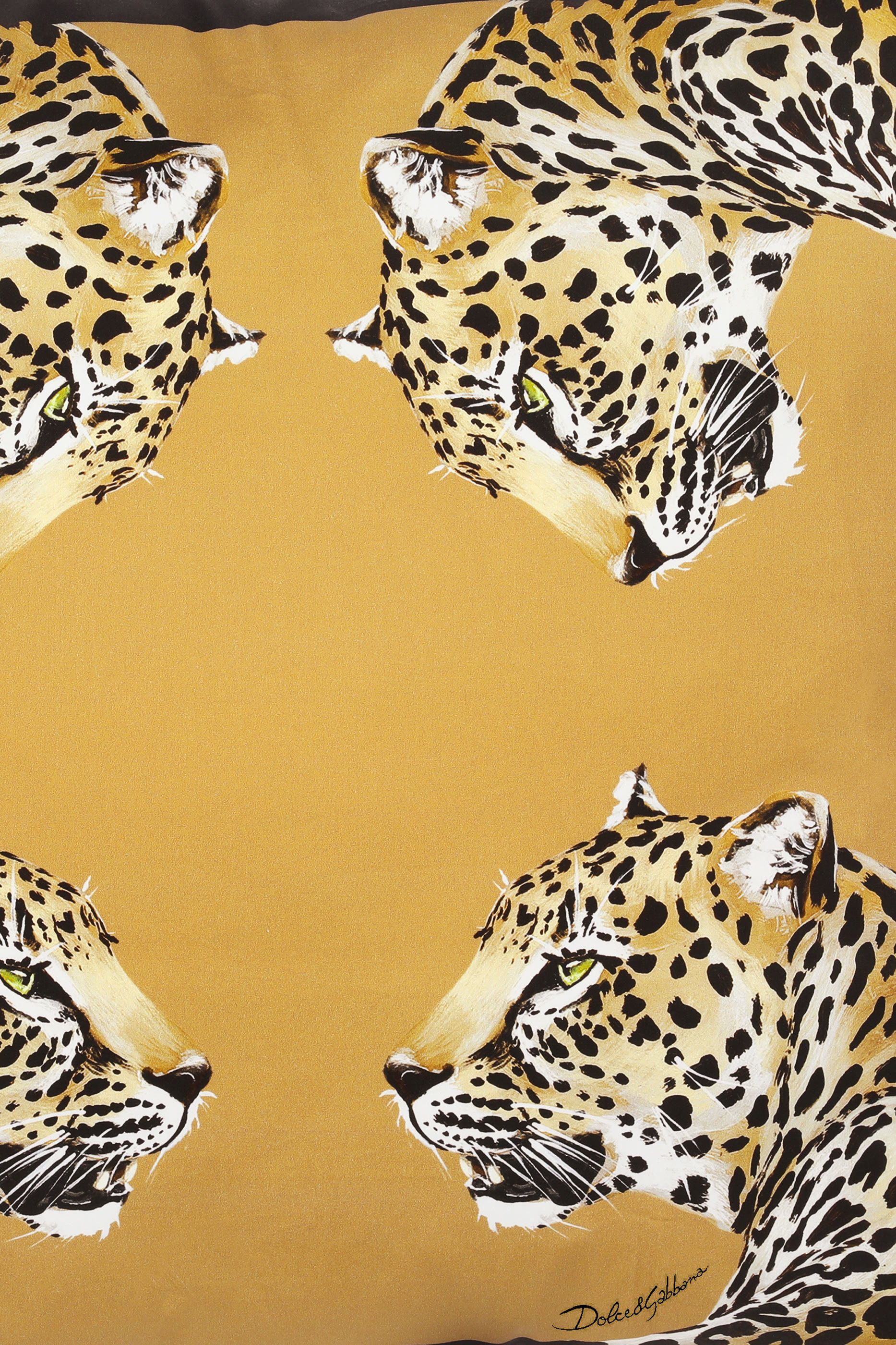 Leo Duchesse Cotton Cushion Medium