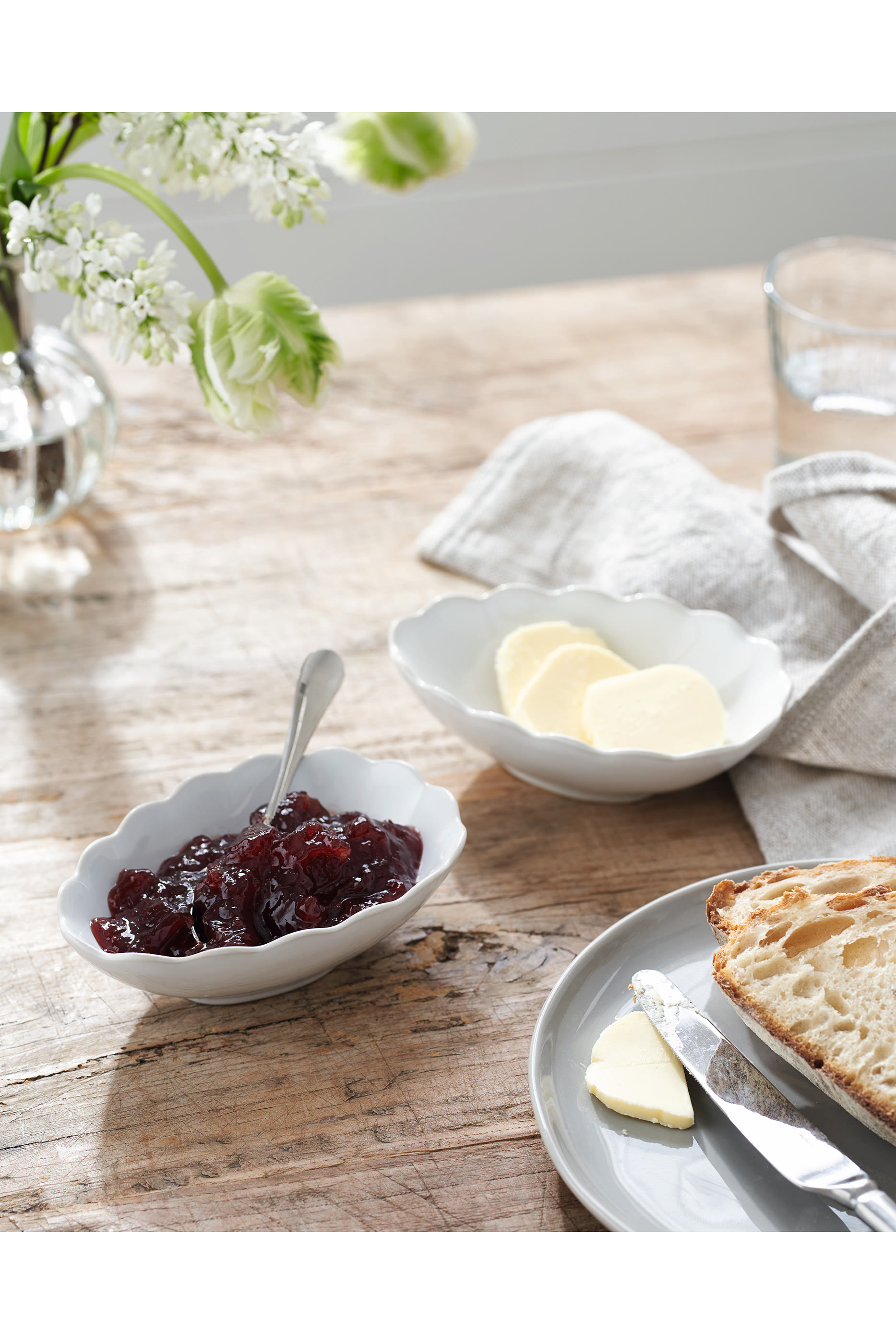 Portobello Scalloped Serving Bowls Set