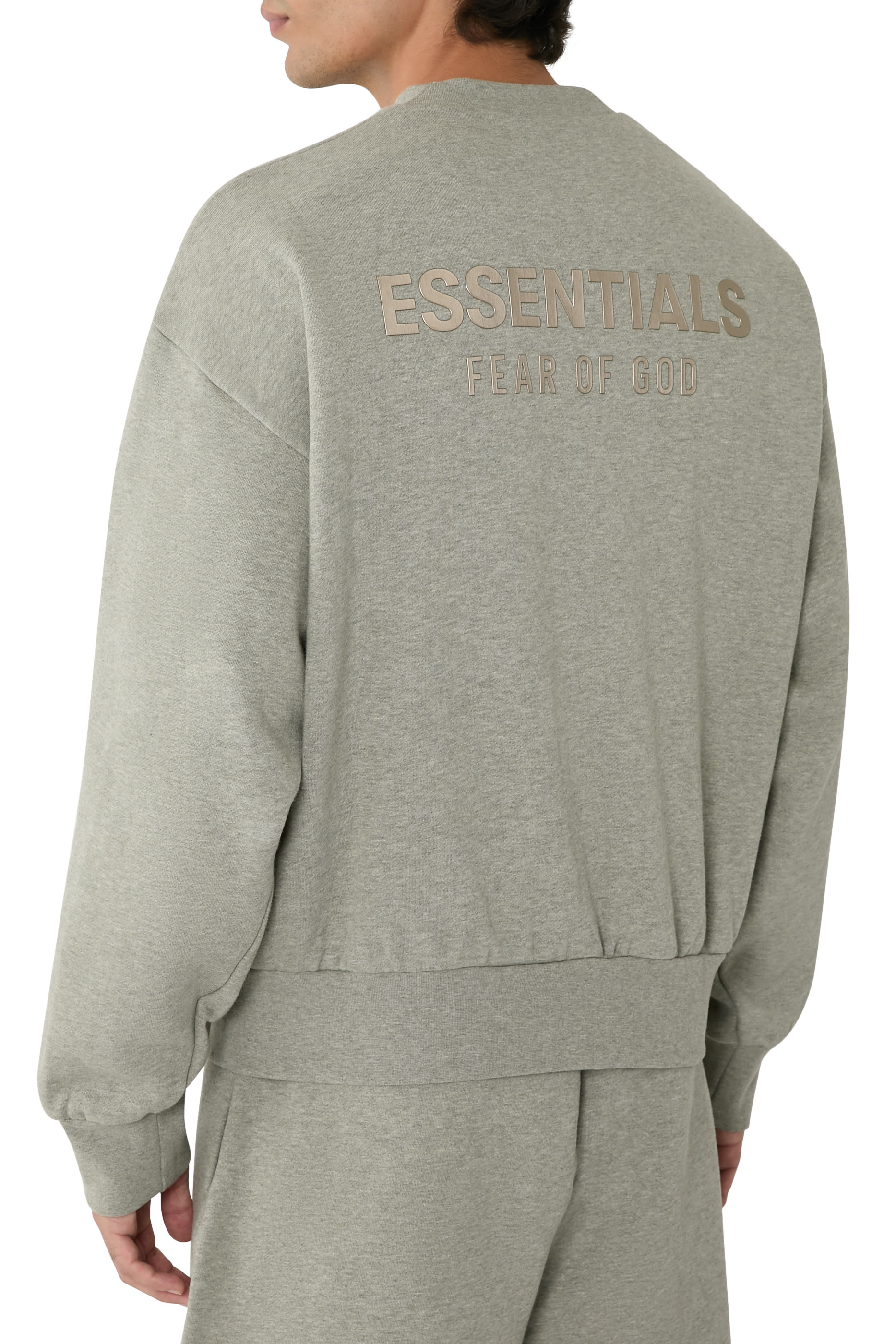  Classic Fit Fleece Crewneck Sweatshirt