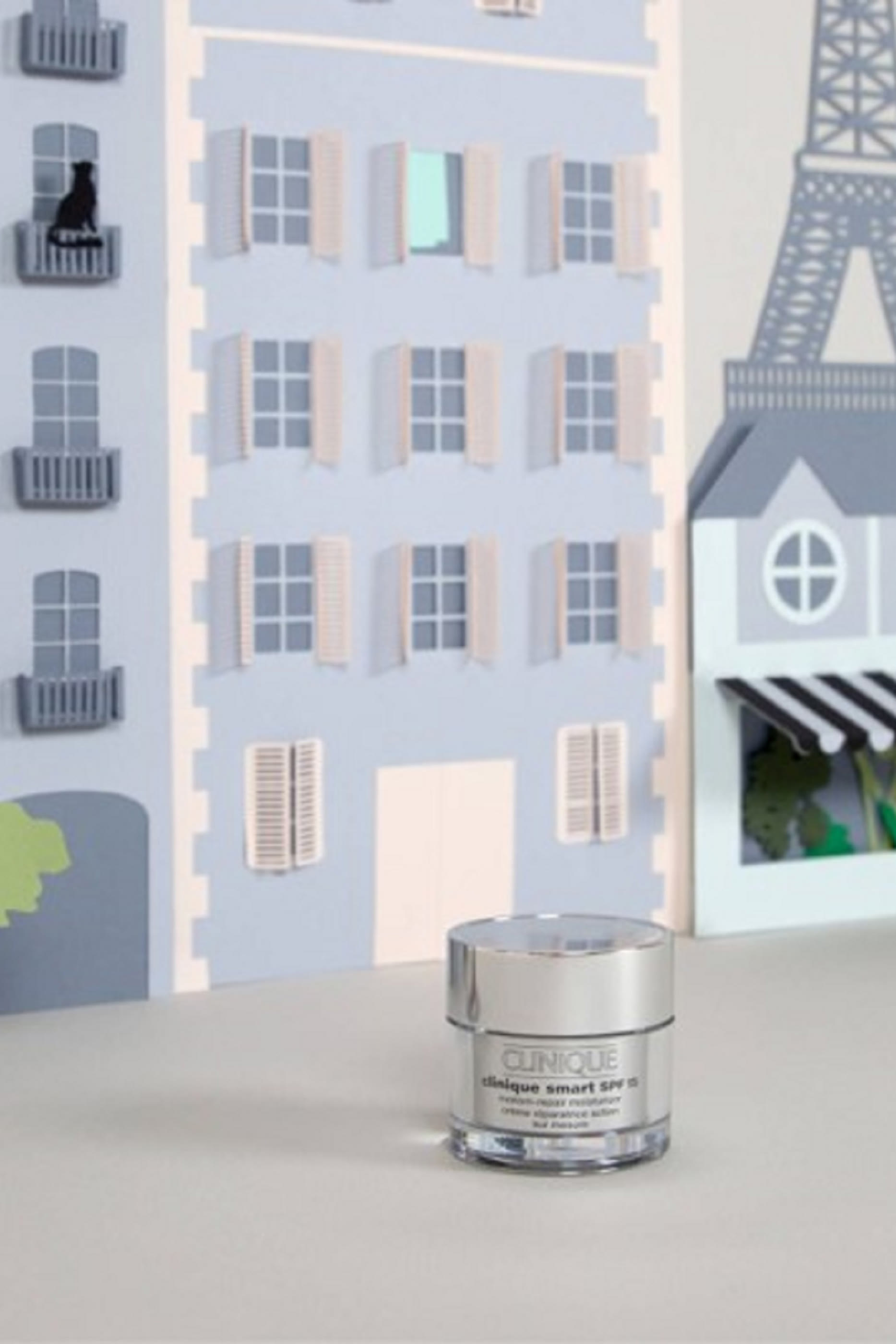 Clinique Smart™ Broad Spectrum SPF 15 Custom-Repair Moisturizer Type 3, 50ml