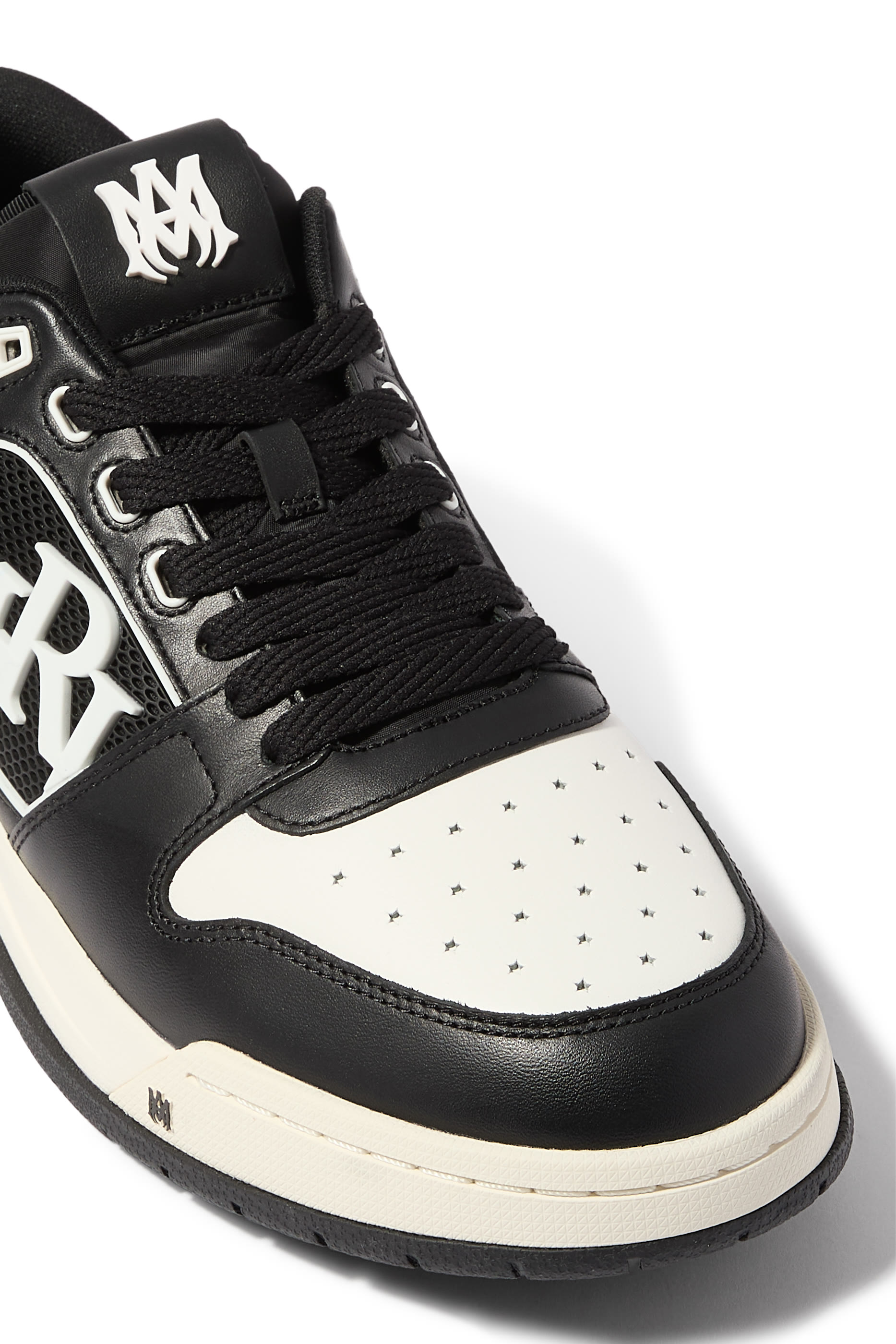 Classic Low Sneakers