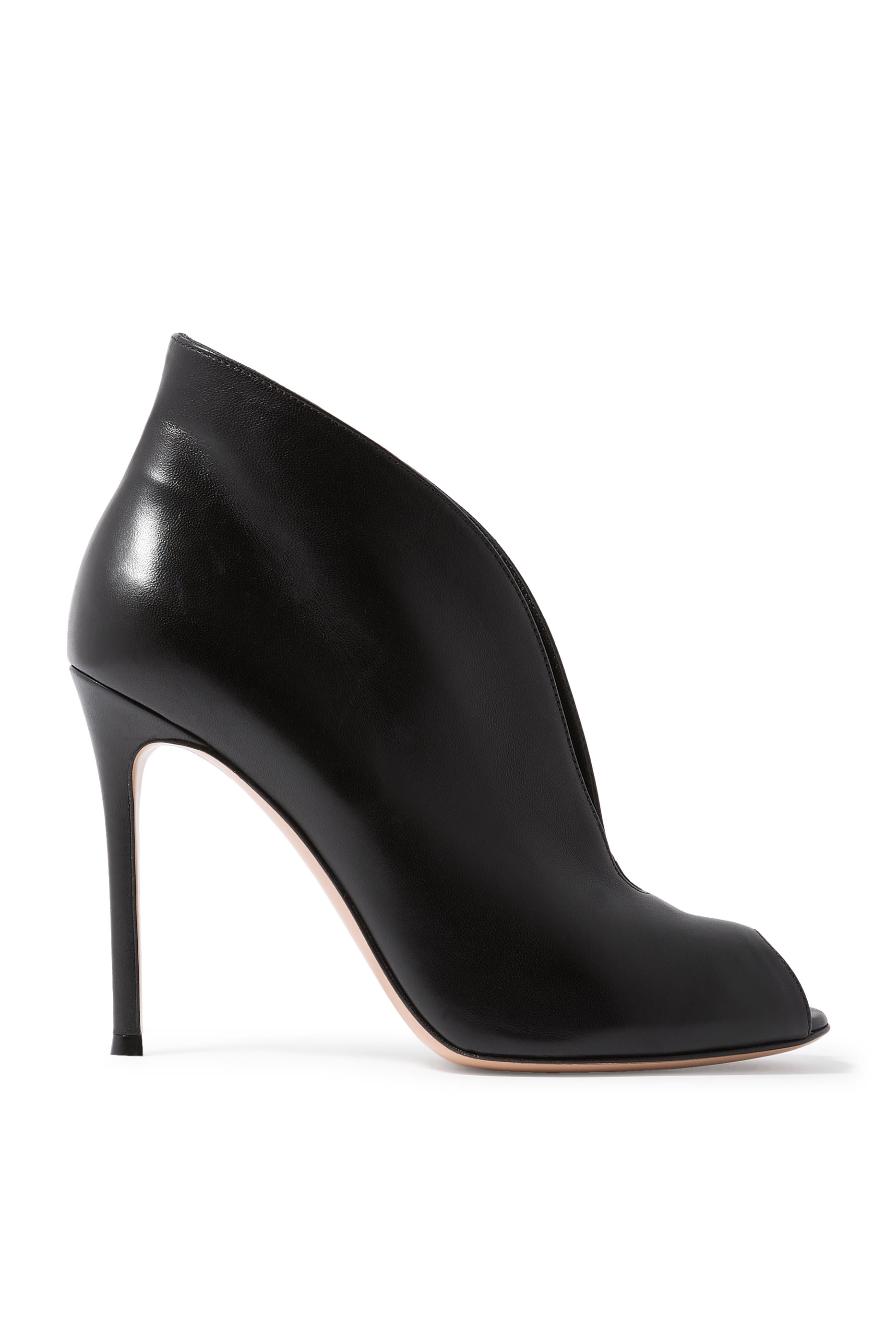  Vamp Leather 105 Booties