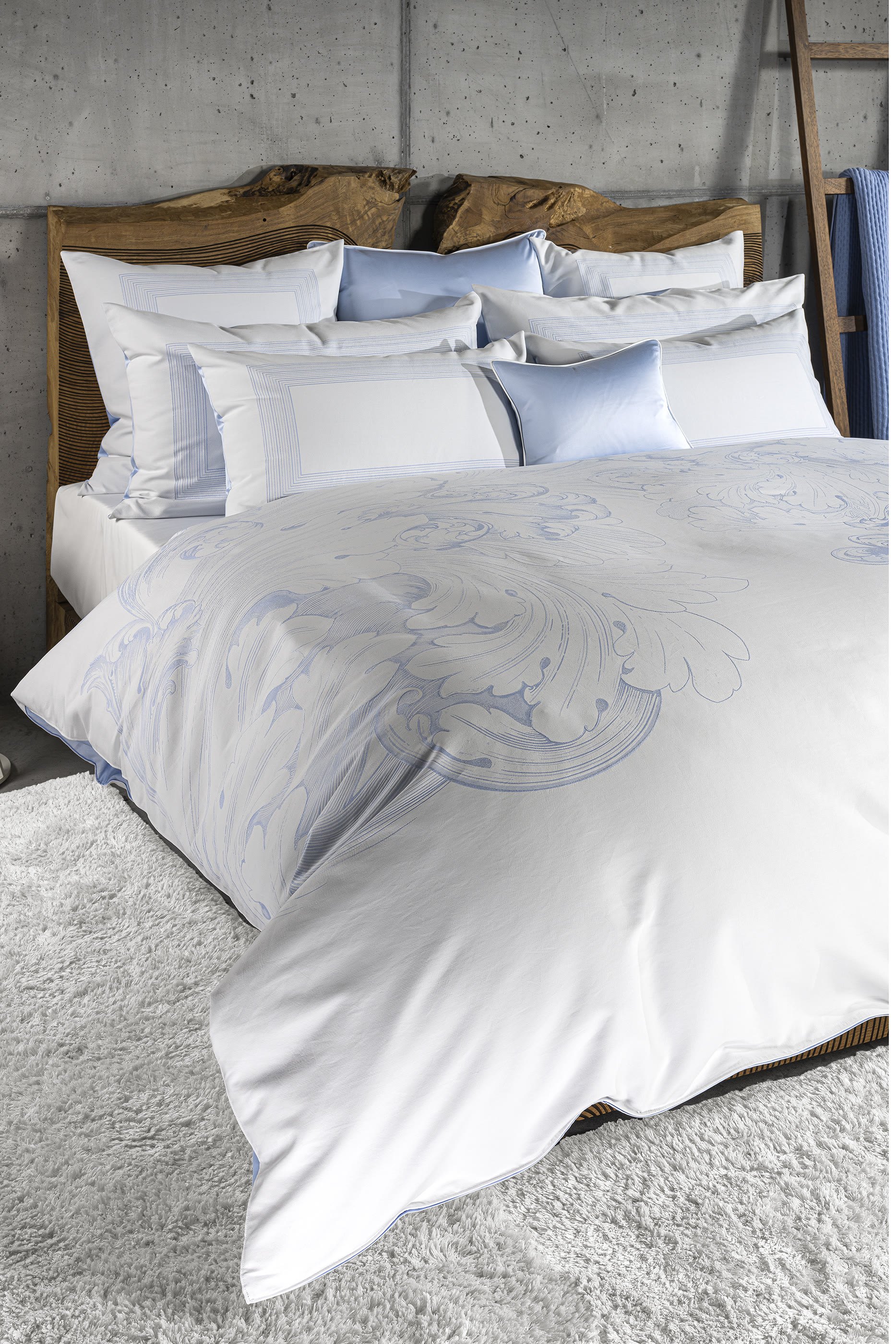 Exquise Duvet Cover