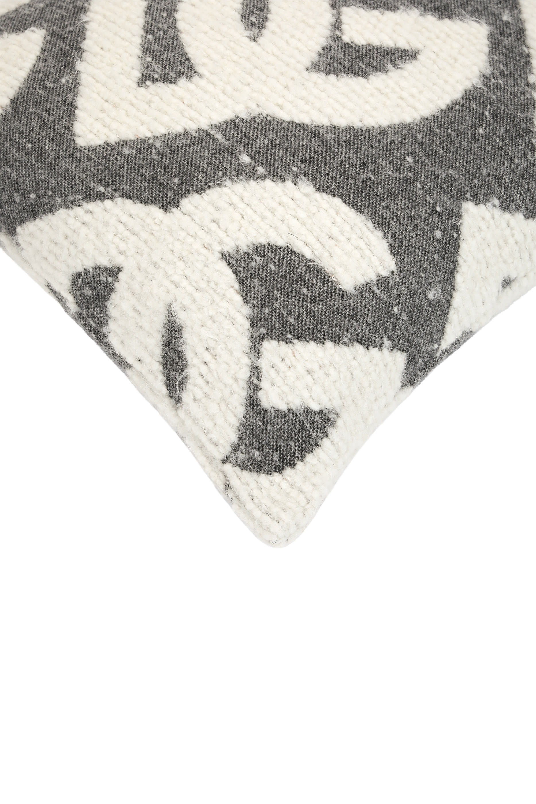 Jacquard Boucl&eacute; Cushion