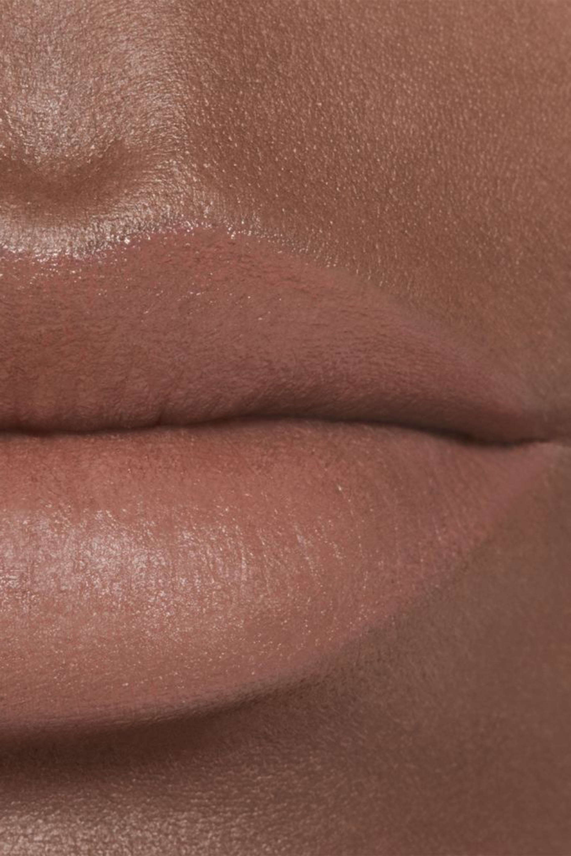 Rouge Allure Velvet Luminous Matte Lip Colour