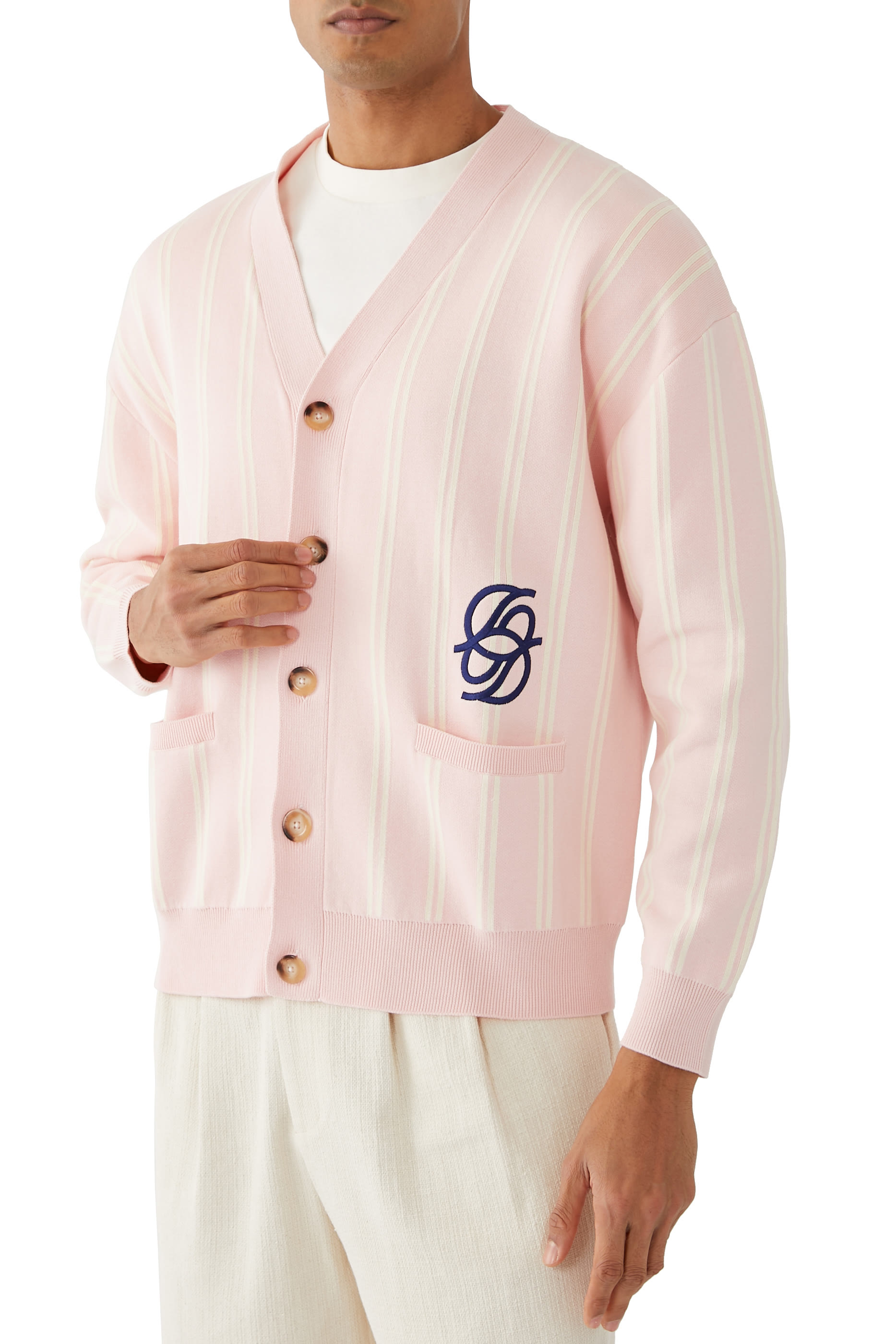 Le Cardigan Ray&eacute;