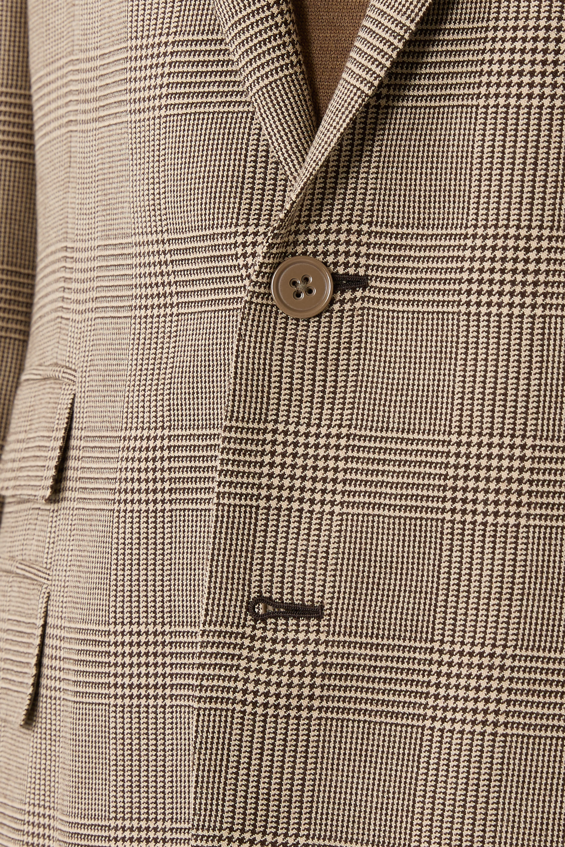 Single Breasted 2-Piece Suit