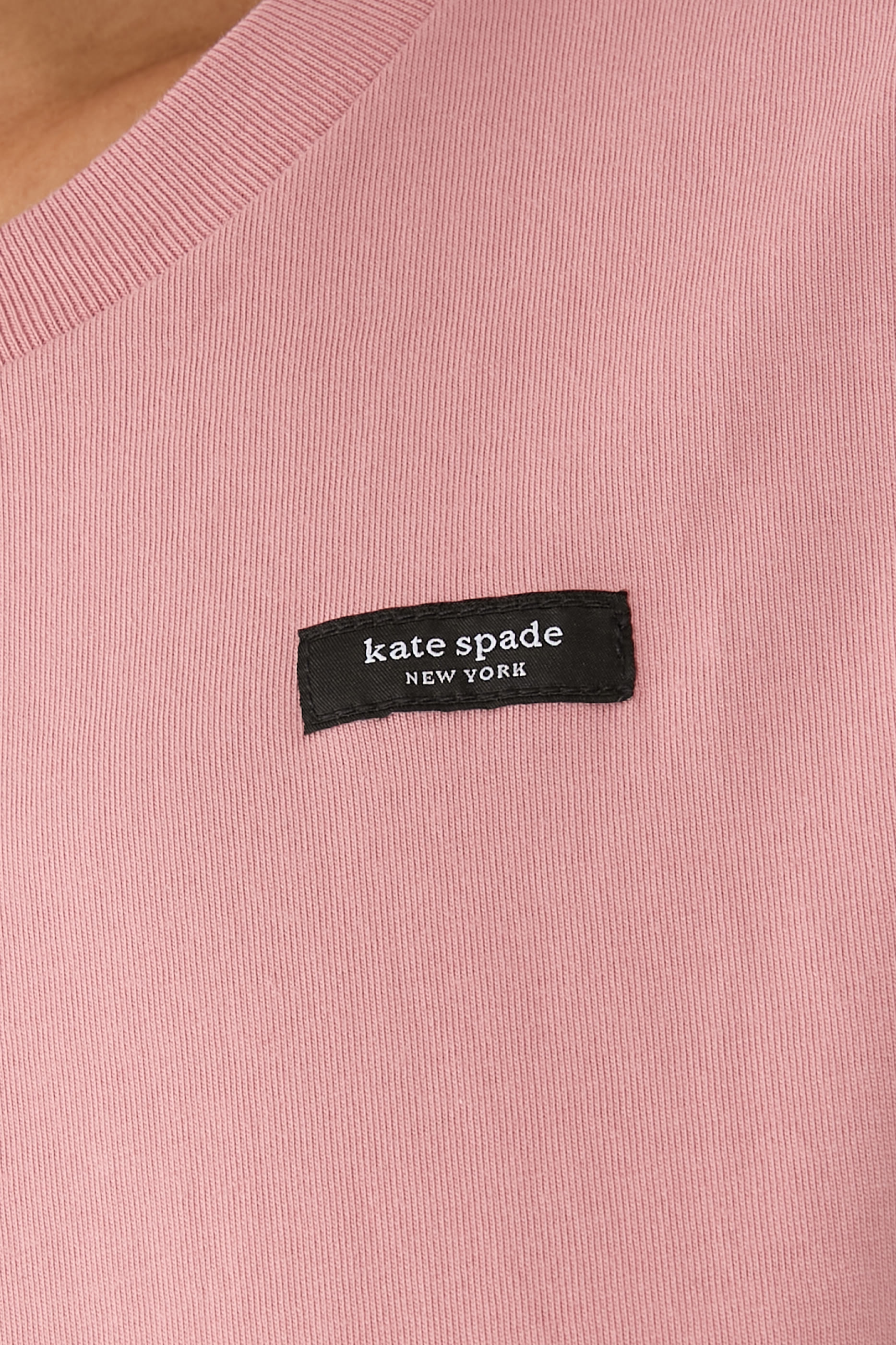 Essential Logo T-Shirt