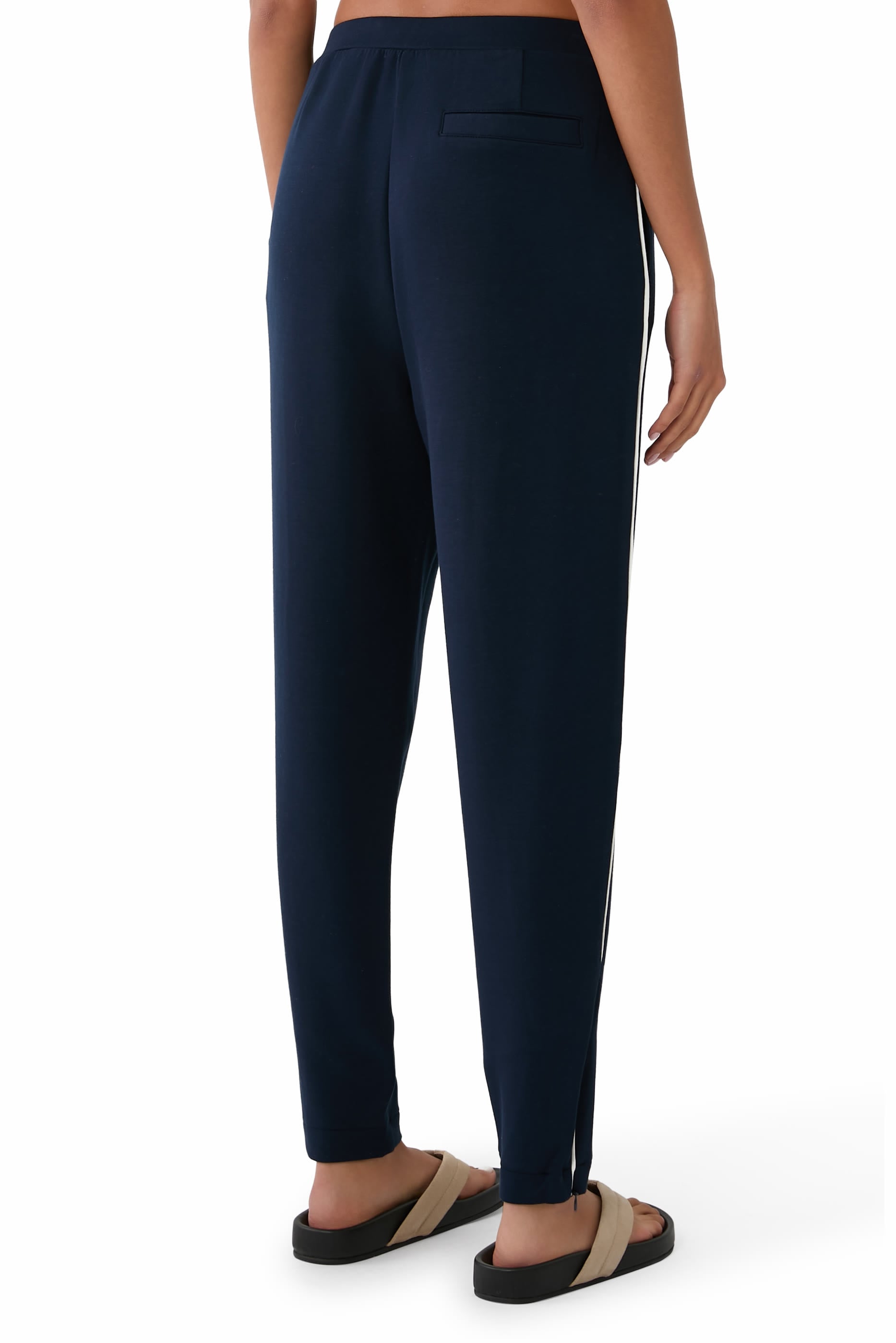 The Slim Pintuck Pants