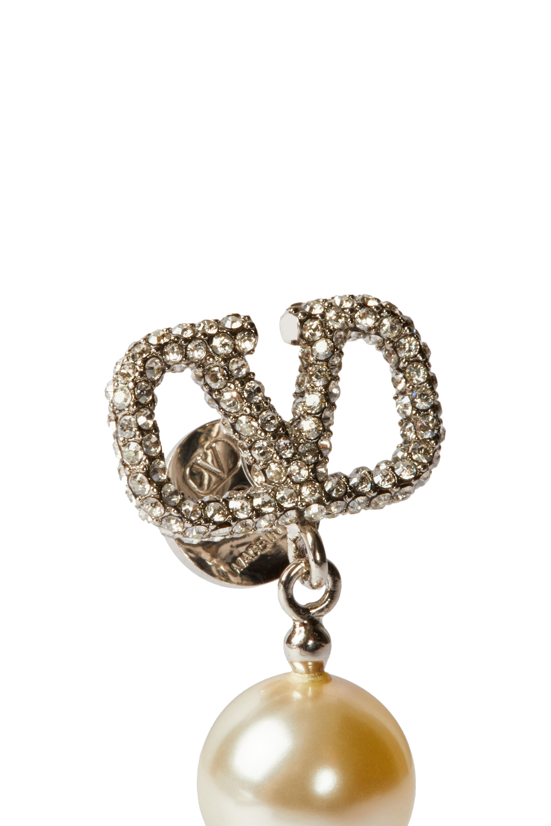 VLogo Signature Pearl Earrings