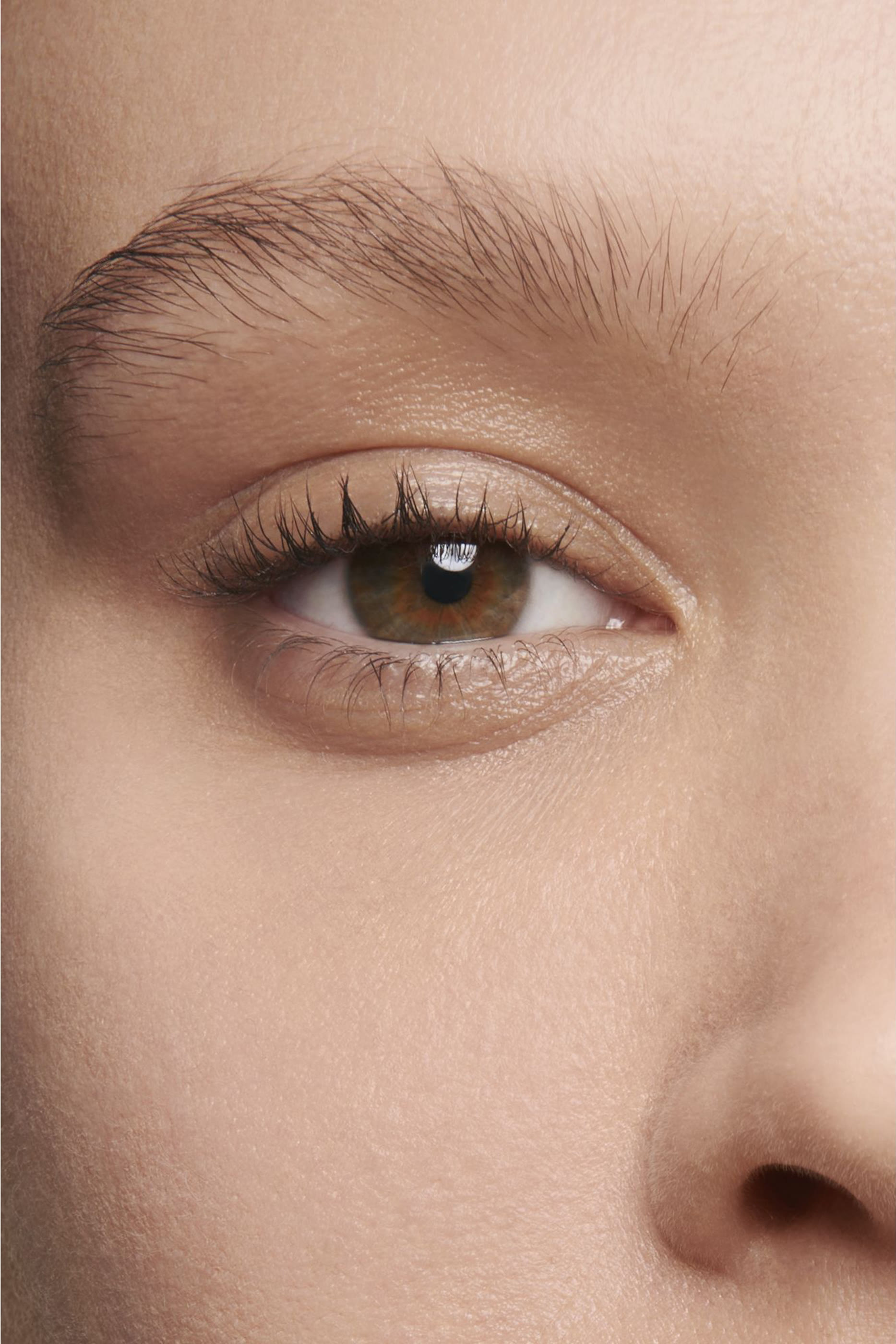 Les Beiges Serum Concealer Natural Healthy Glow