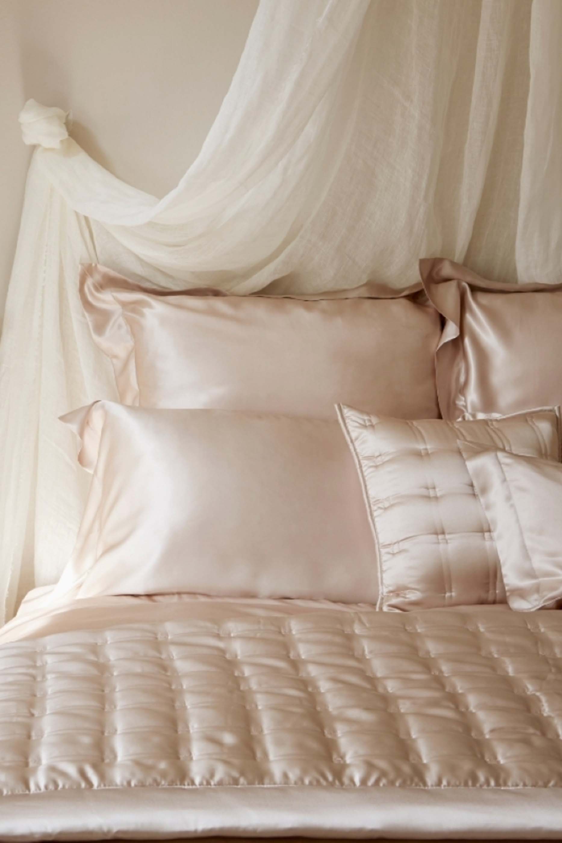 Silk Signature Pillowcase