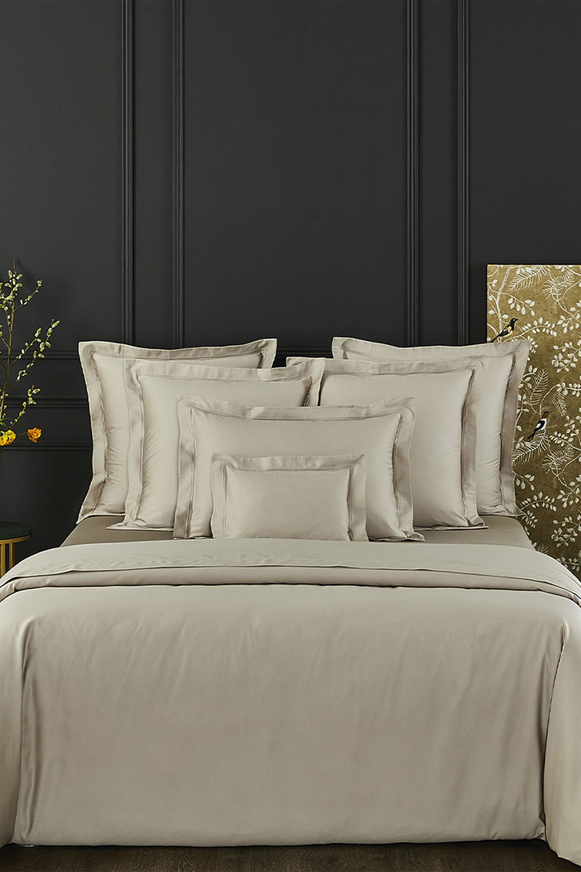 Triomphe Pierre Duvet Cover