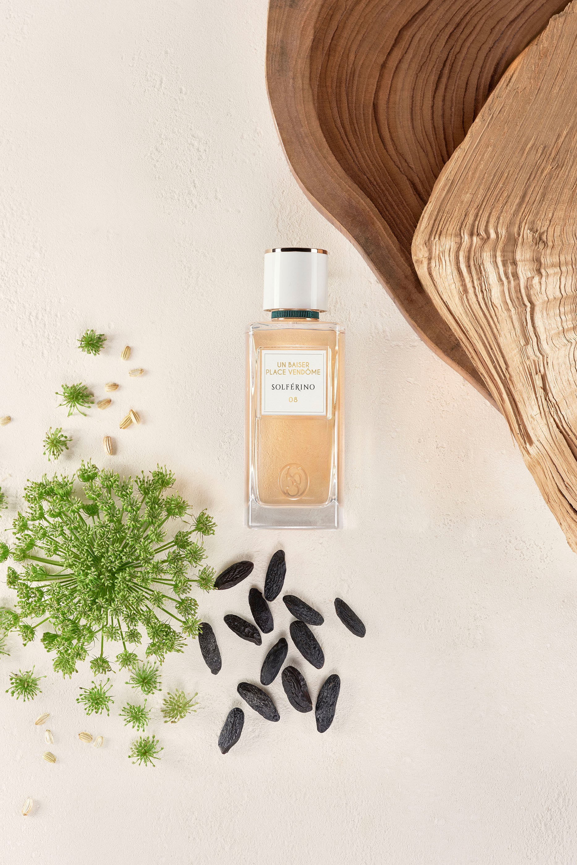 Un Baiser Place Vend&ocirc;me Eau de Parfum