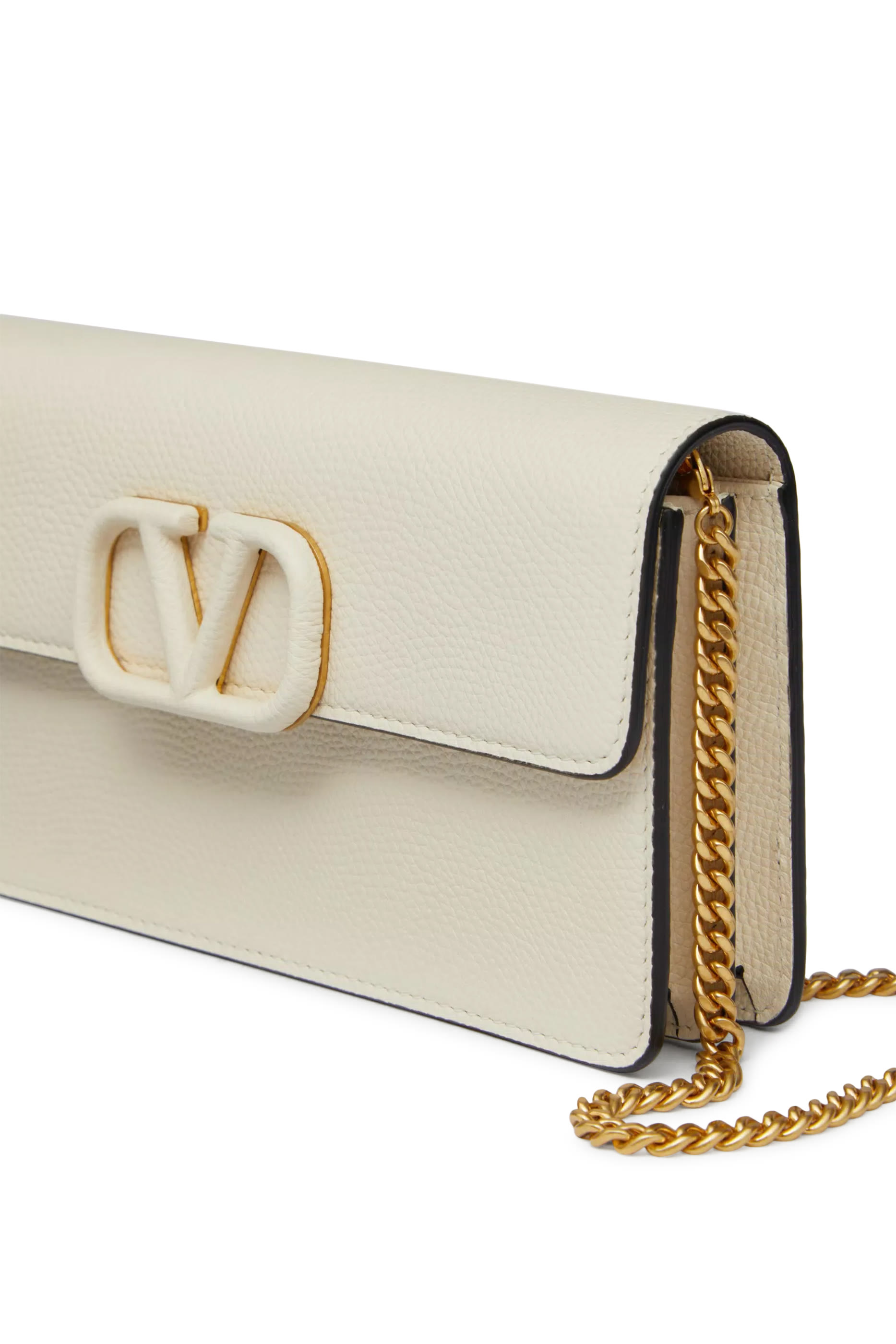 VLogo Signature Grainy Calfskin Wallet With Chain