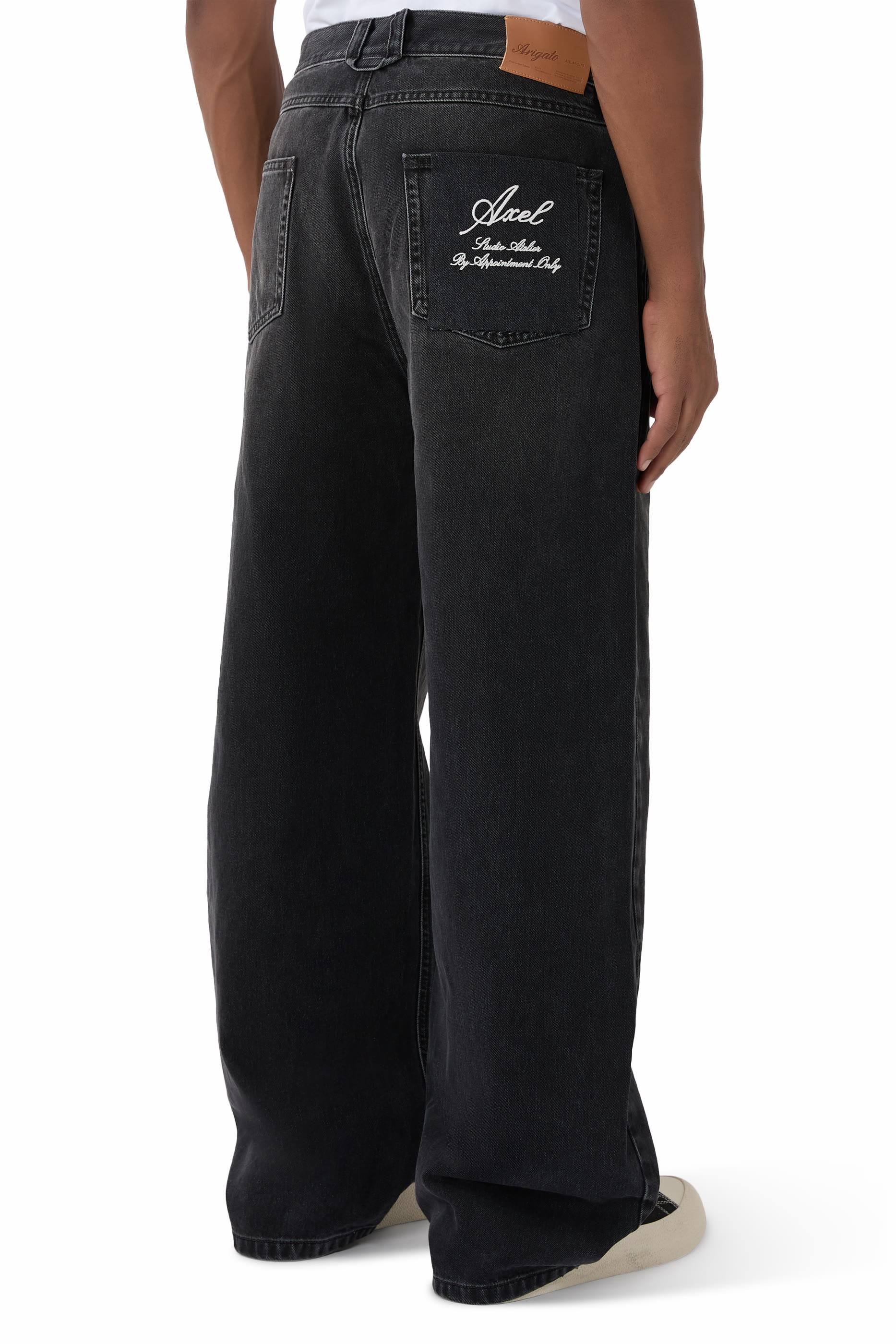 Embroidered Relaxed Jeans