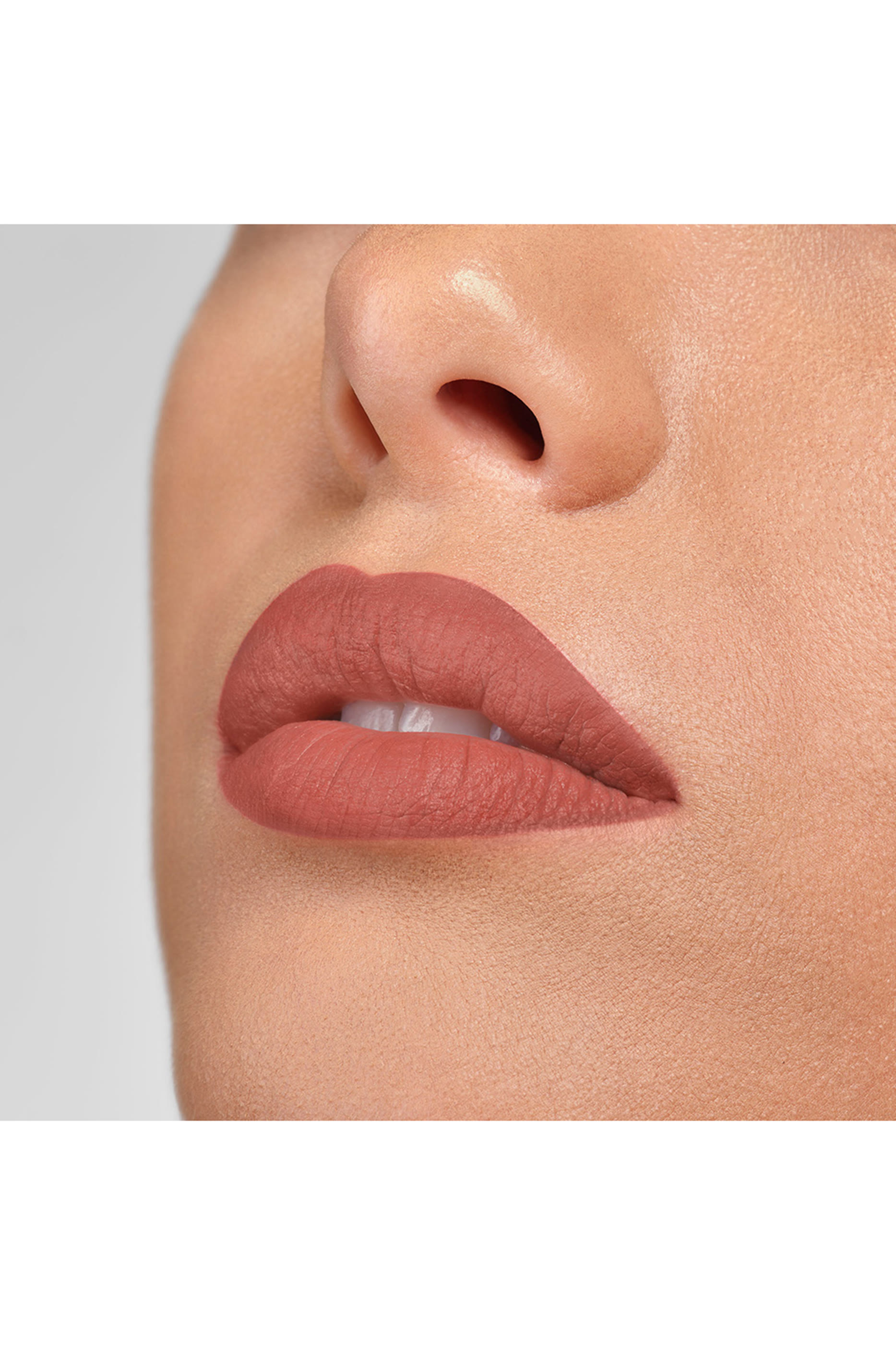 Rouge Artist Velvet Nude Lipstick