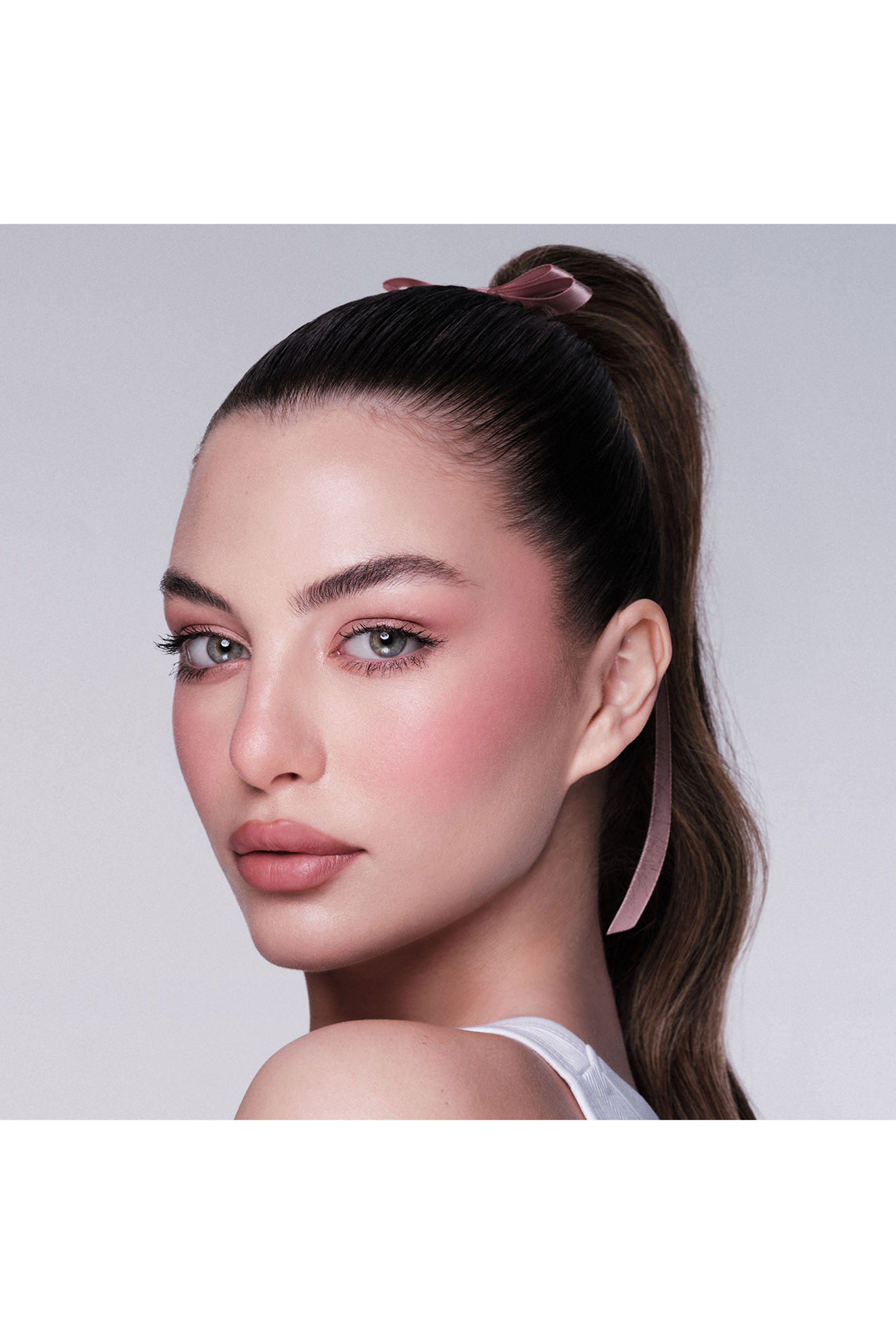 Cashmere Touch Silky Blurring Blush Powder