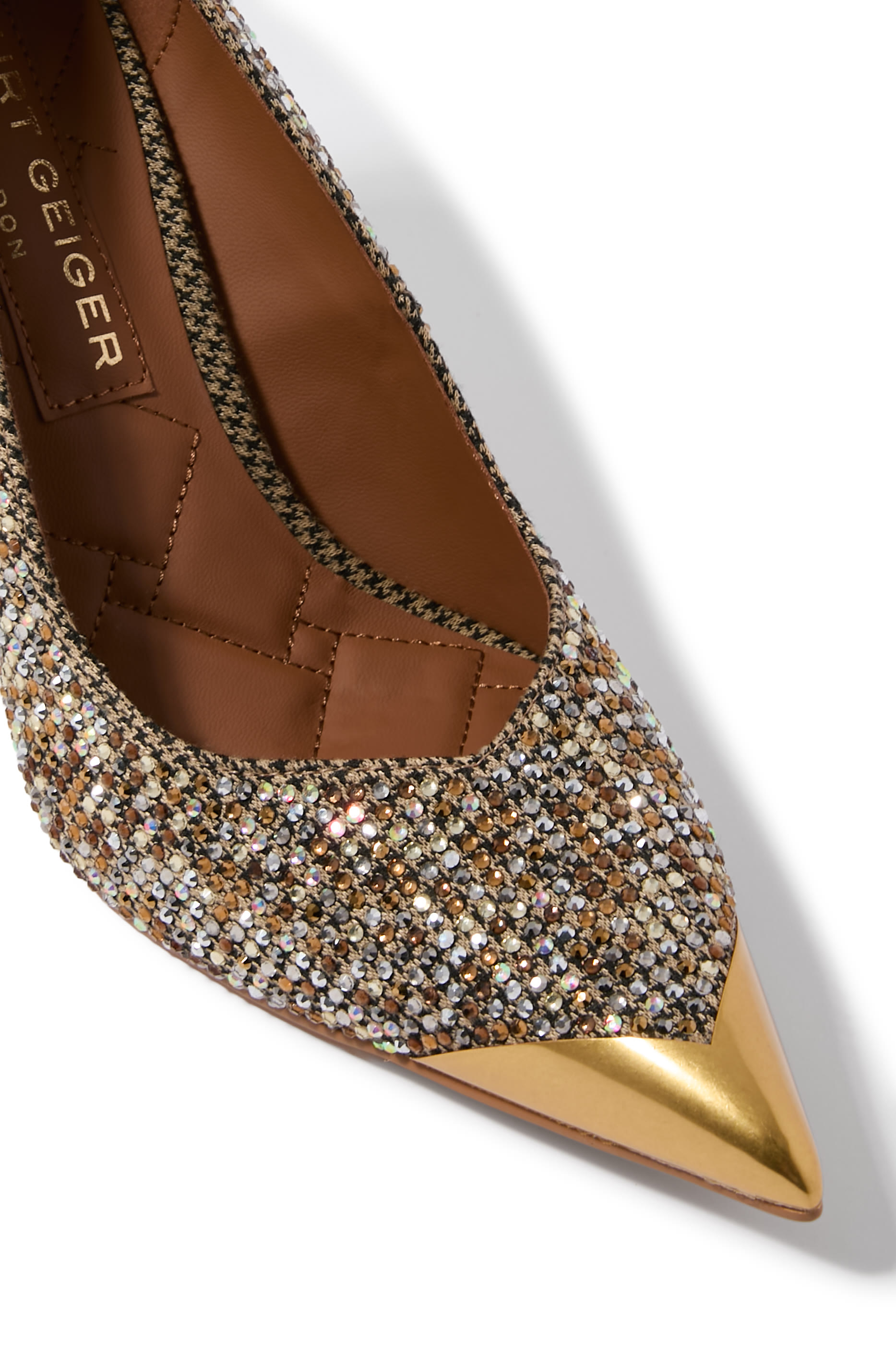 Regent Point Court Heels 70